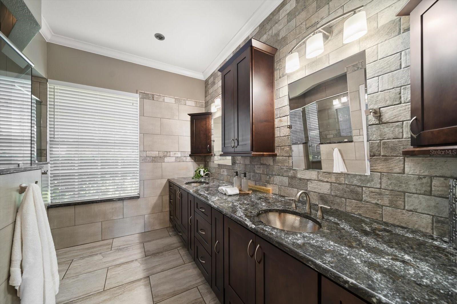 Image 21 of 50 For 2712 Abbey Grove Drive