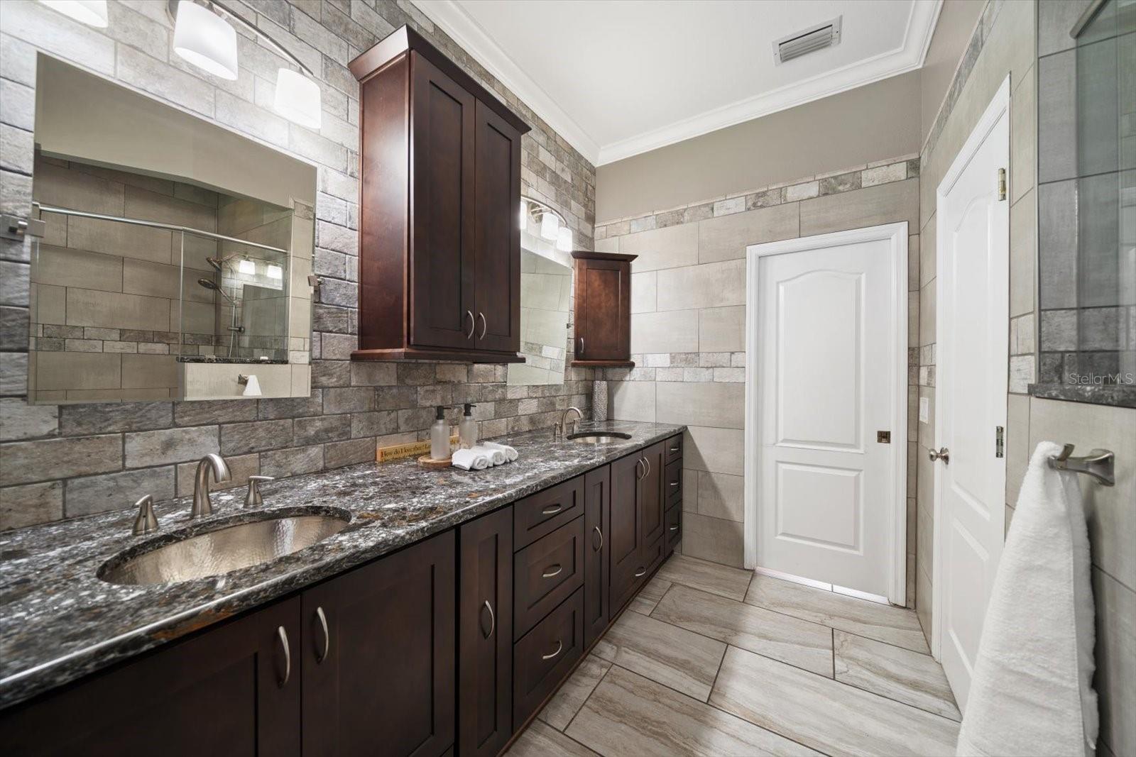 Image 24 of 50 For 2712 Abbey Grove Drive