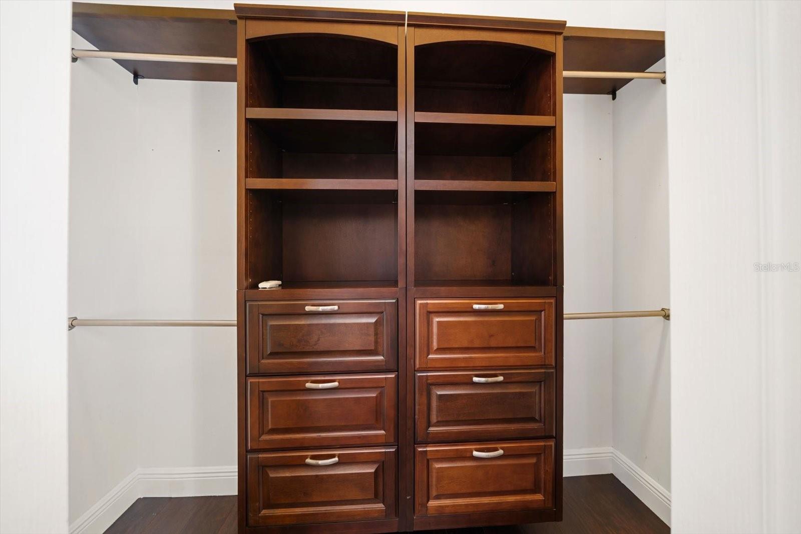 Image 26 of 50 For 2712 Abbey Grove Drive