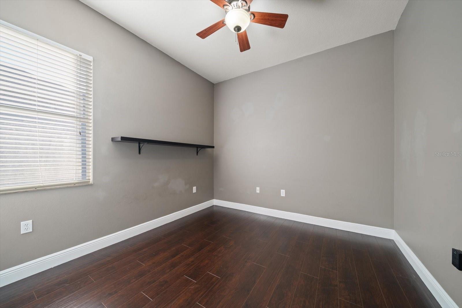 Image 32 of 50 For 2712 Abbey Grove Drive