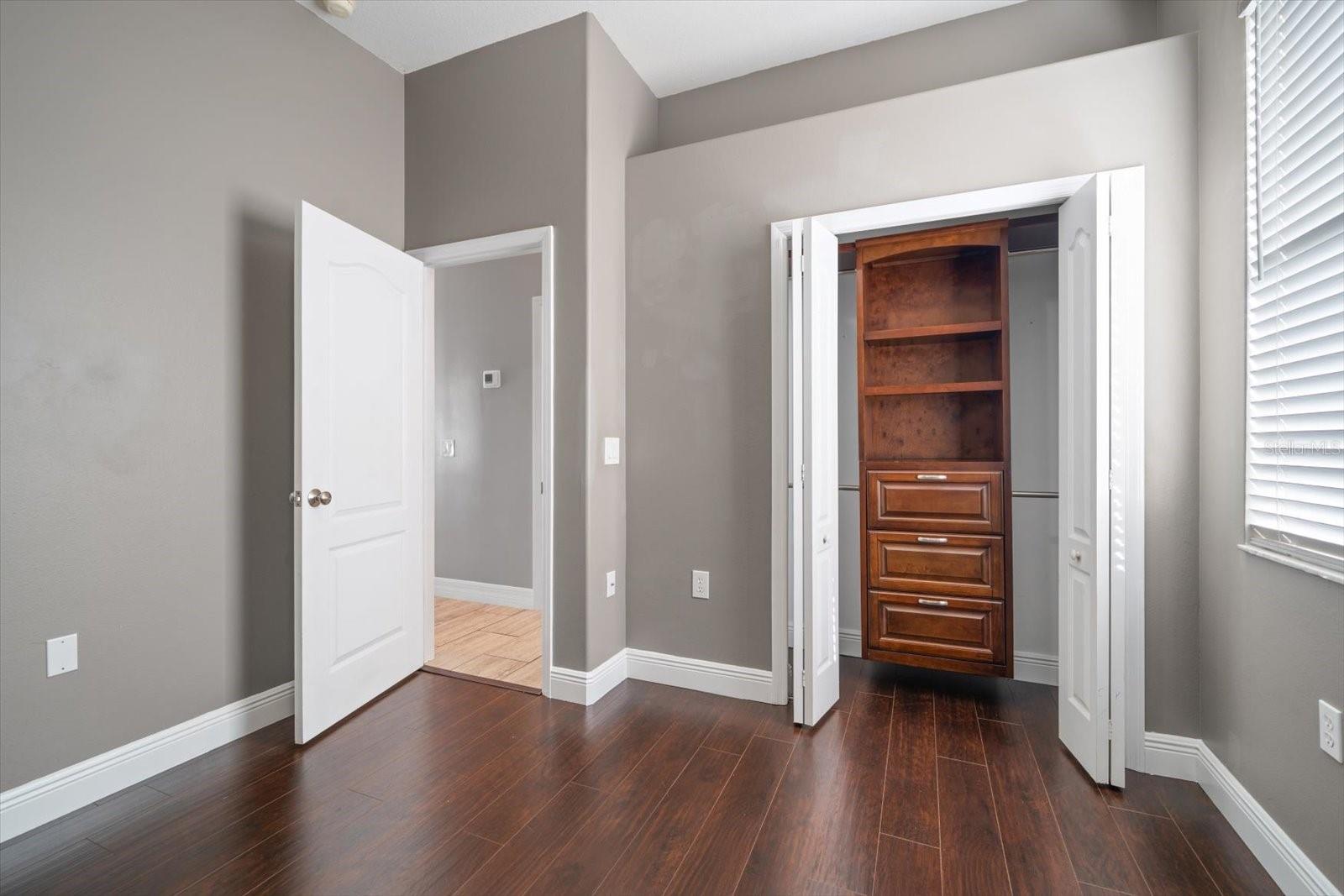 Image 33 of 50 For 2712 Abbey Grove Drive