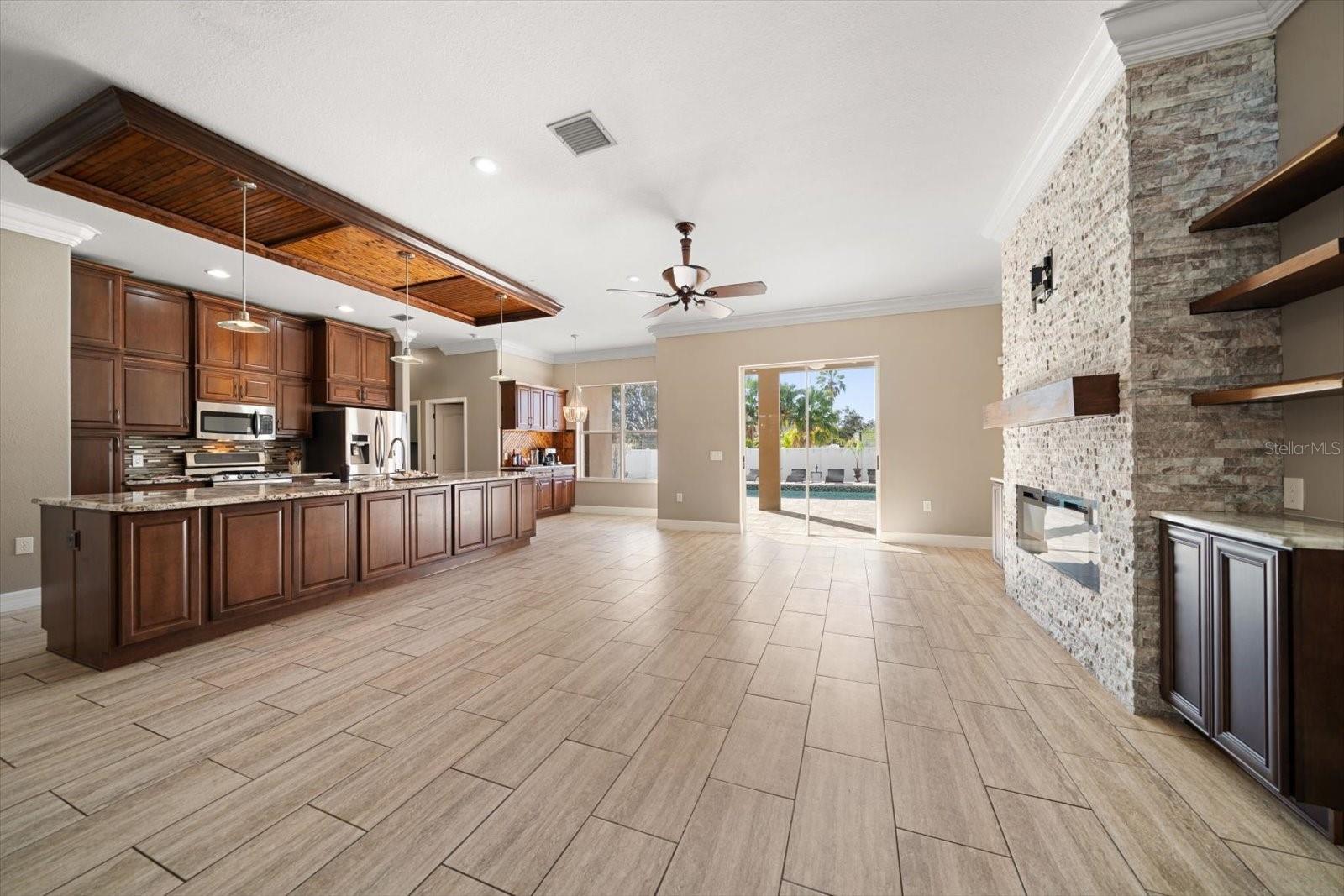 Image 8 of 50 For 2712 Abbey Grove Drive