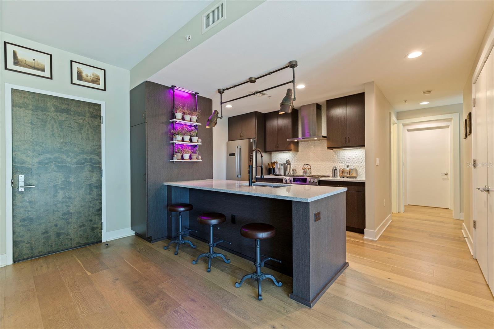 Image 18 of 44 For 199 Dali Boulevard 402