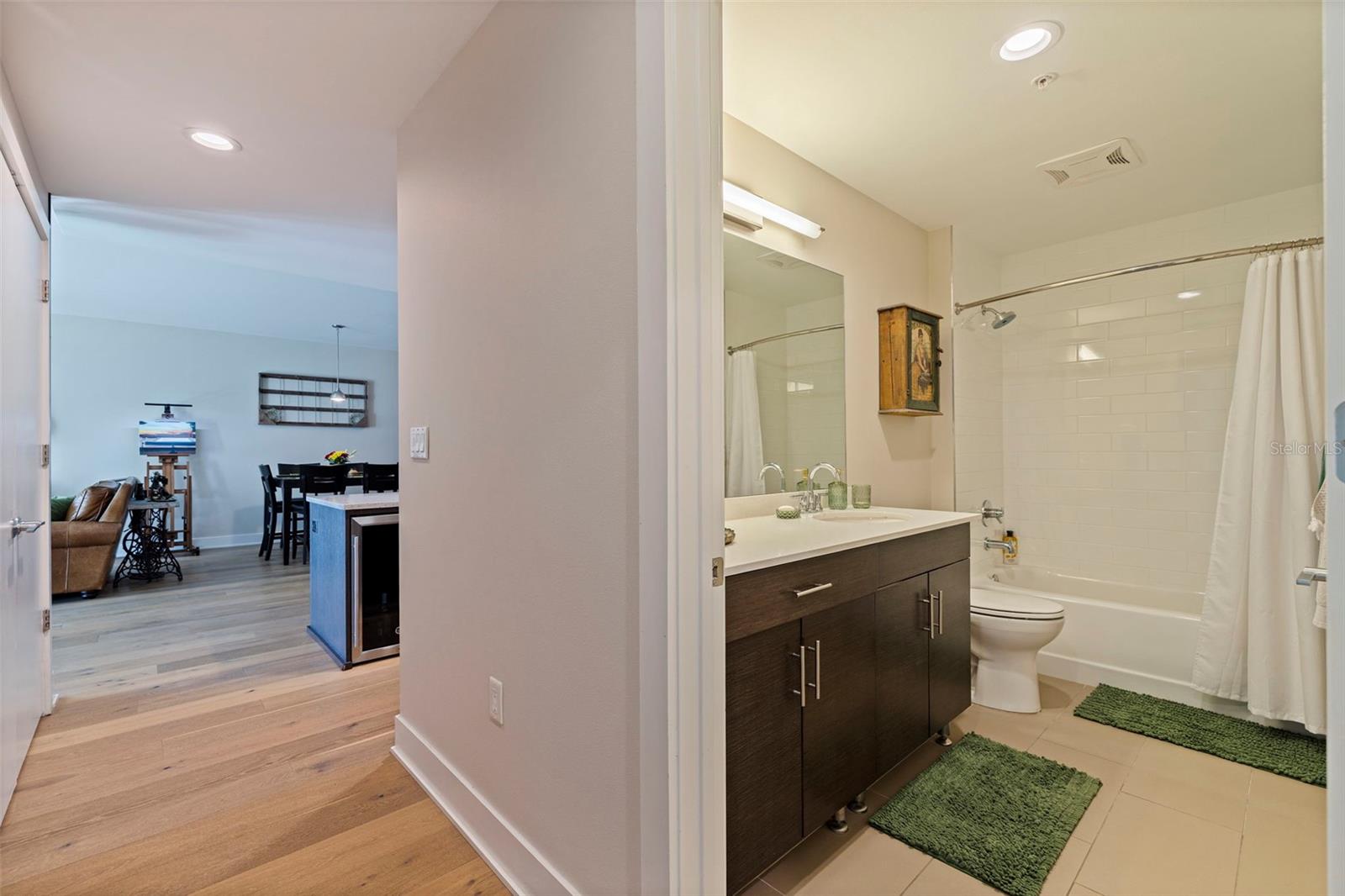 Image 21 of 44 For 199 Dali Boulevard 402