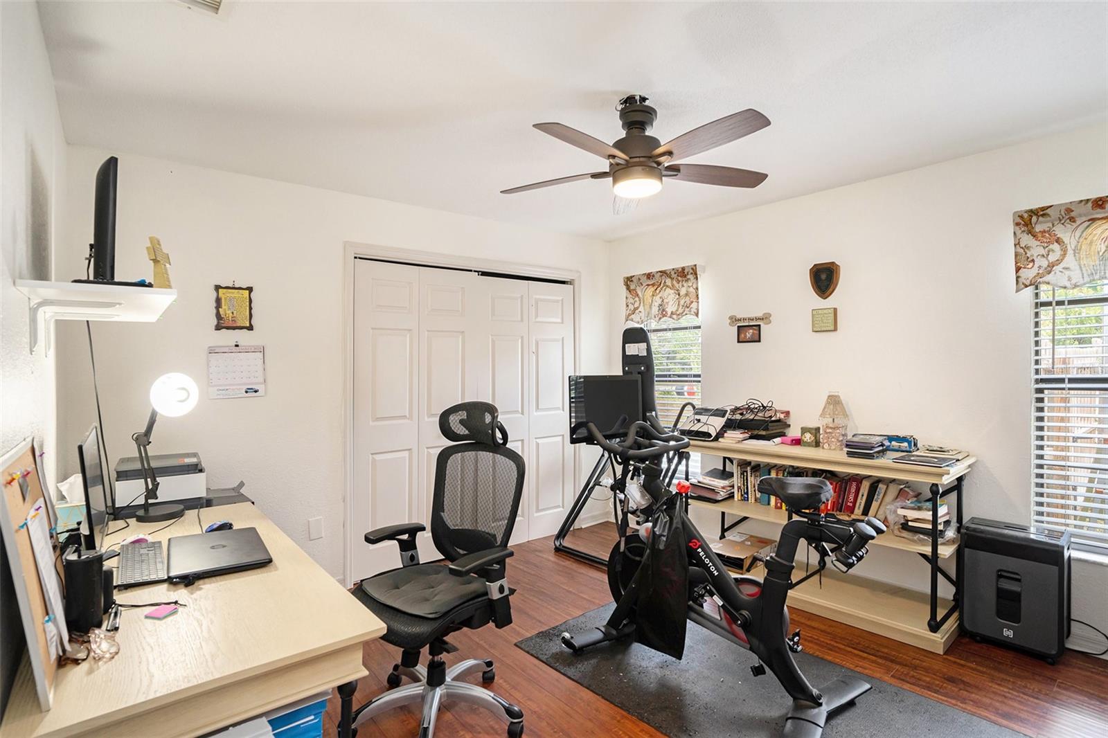 Image 12 of 32 For 1619 Palace Court