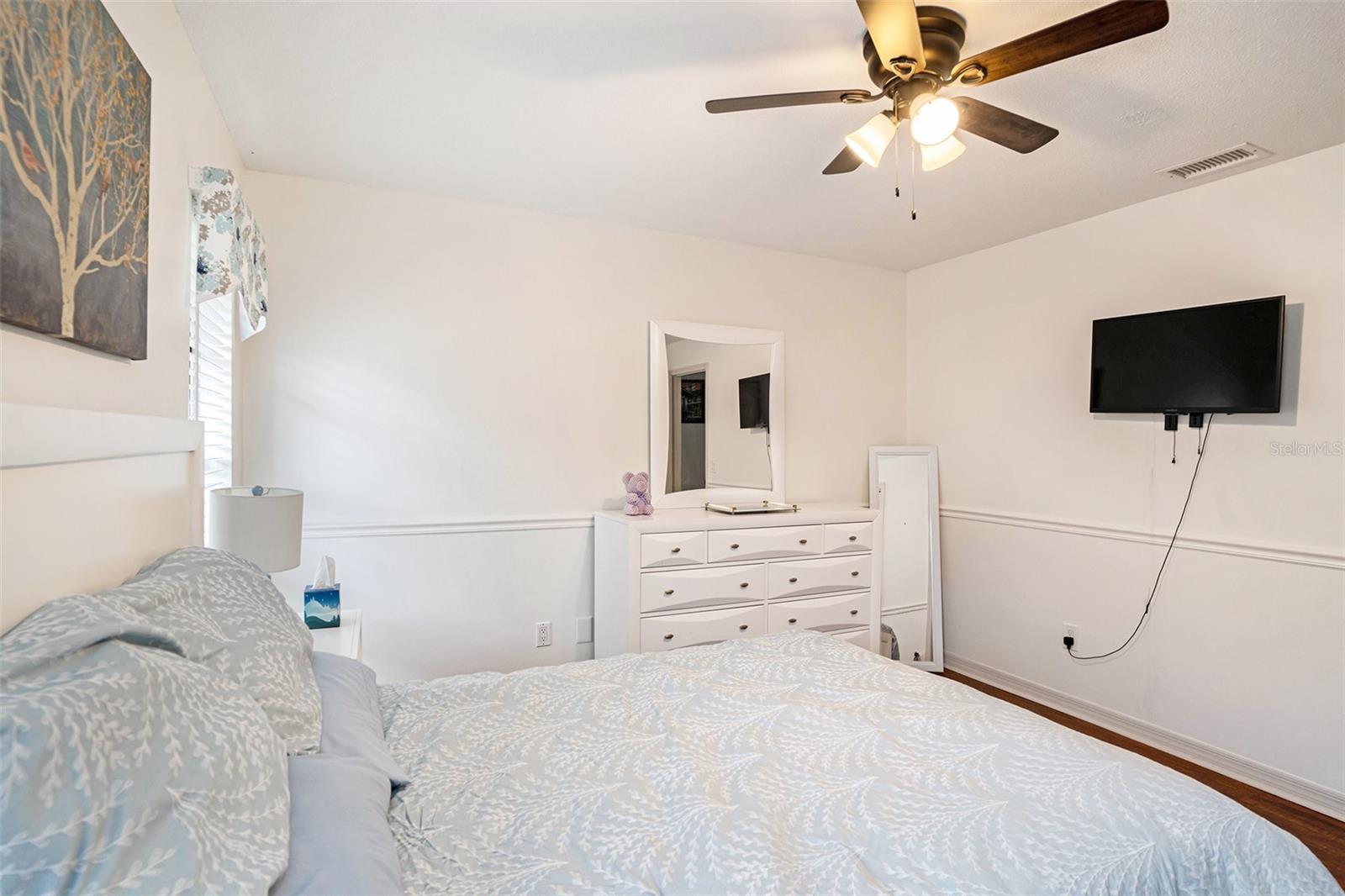 Image 22 of 32 For 1619 Palace Court