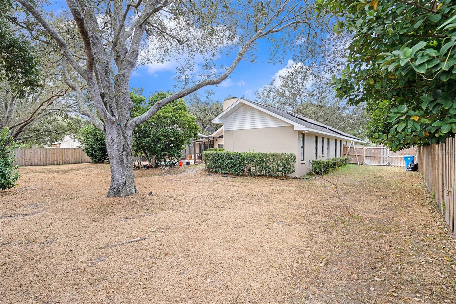 Image 31 of 32 For 1619 Palace Court