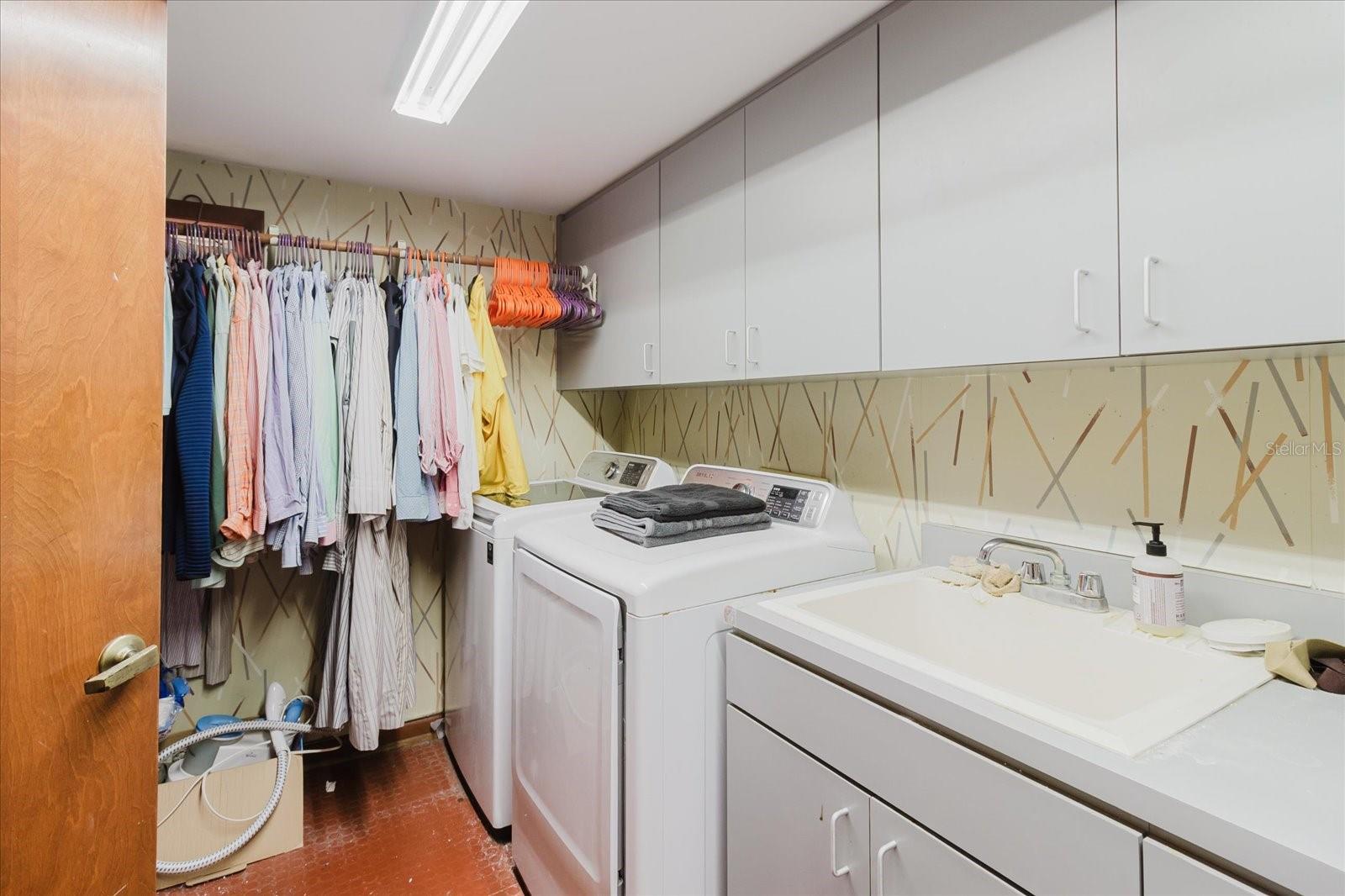 Image 30 of 100 For 4404 Old Orchard Drive