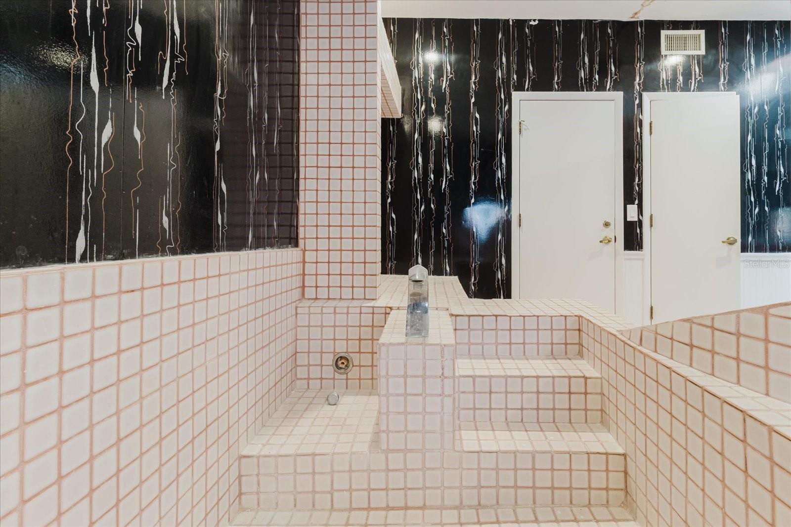 Image 60 of 100 For 4404 Old Orchard Drive