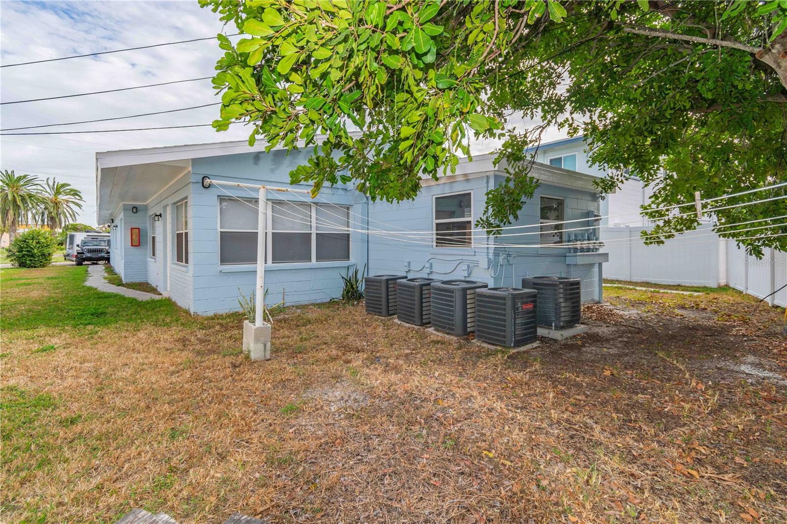 Image 25 of 28 For 140 112th Avenue N 5