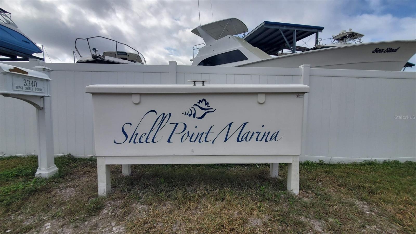 Listing photo id 19 for 209 Canal Street