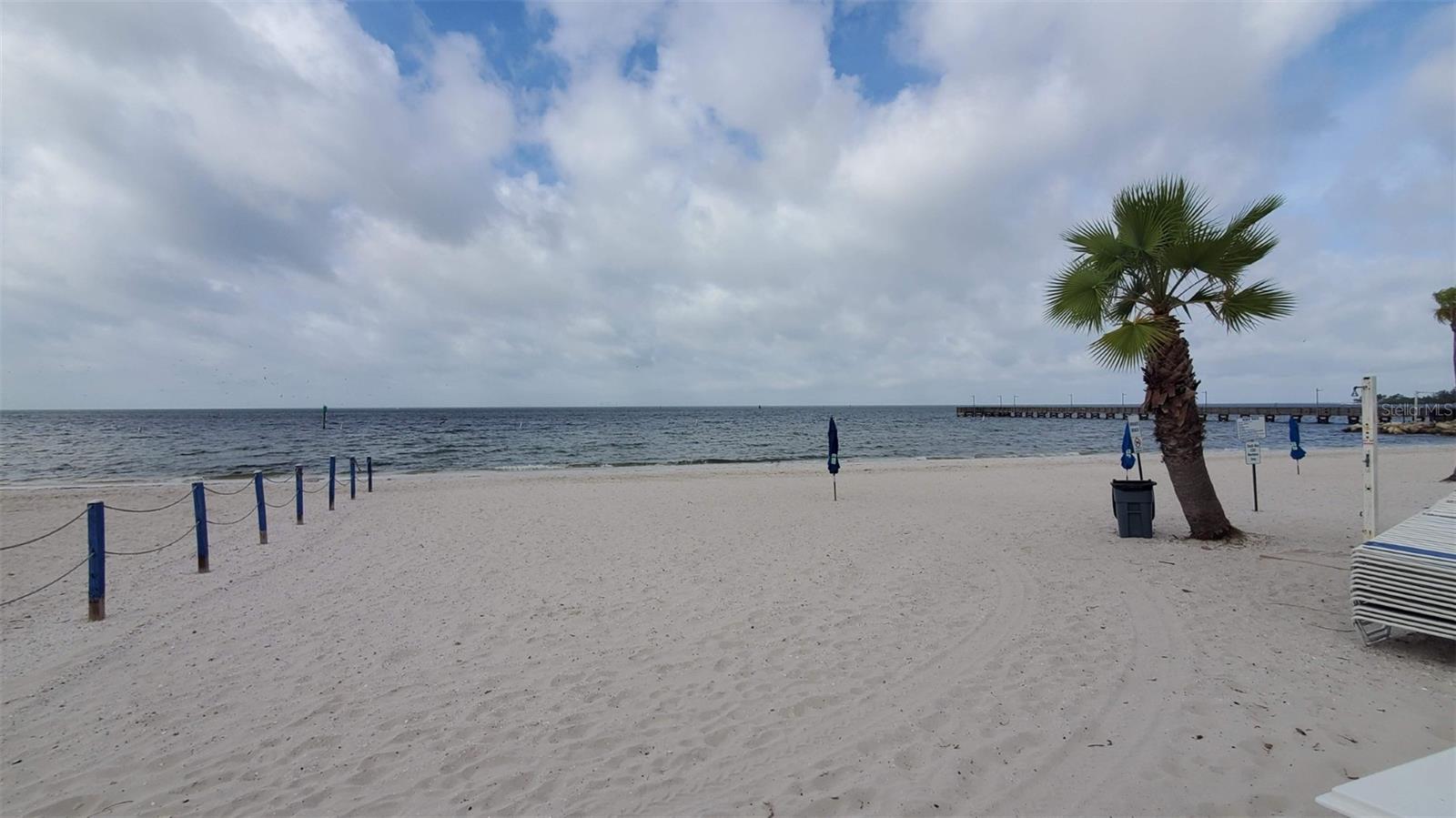 Listing photo id 27 for 209 Canal Street