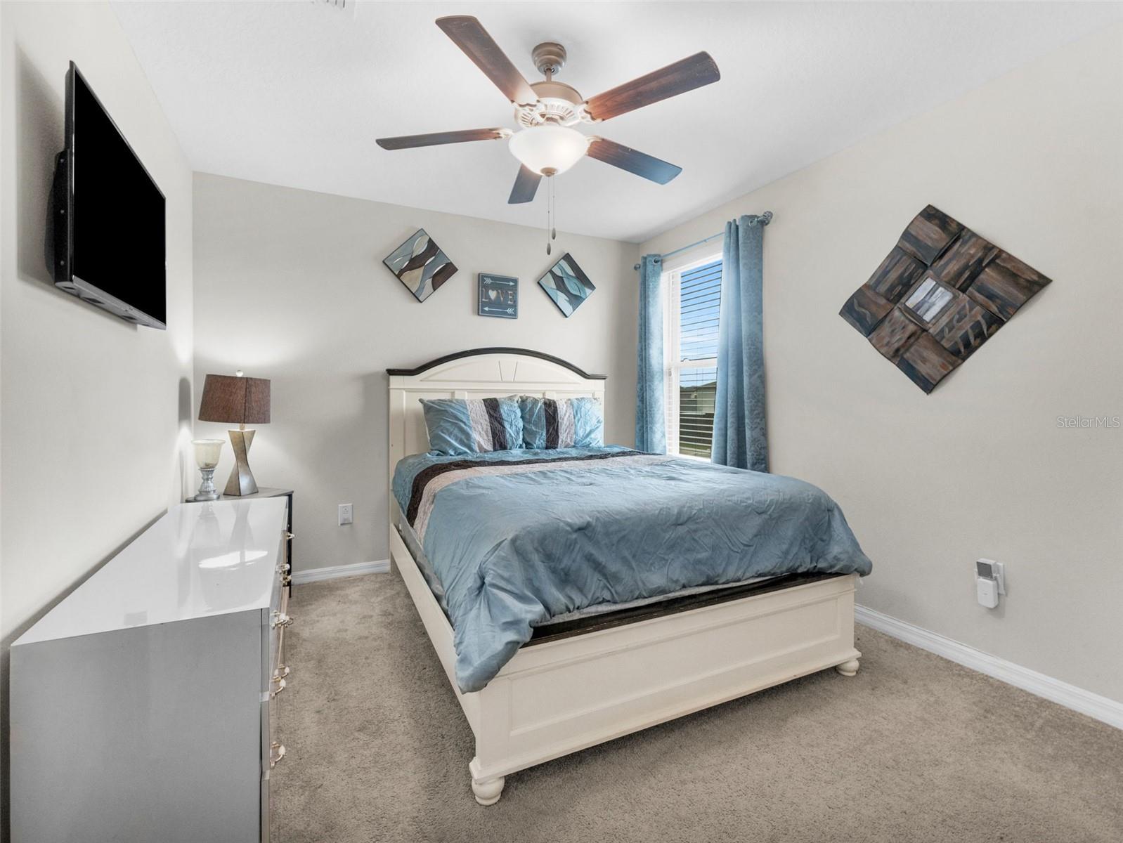 Image 18 of 26 For 6959 King Creek Drive