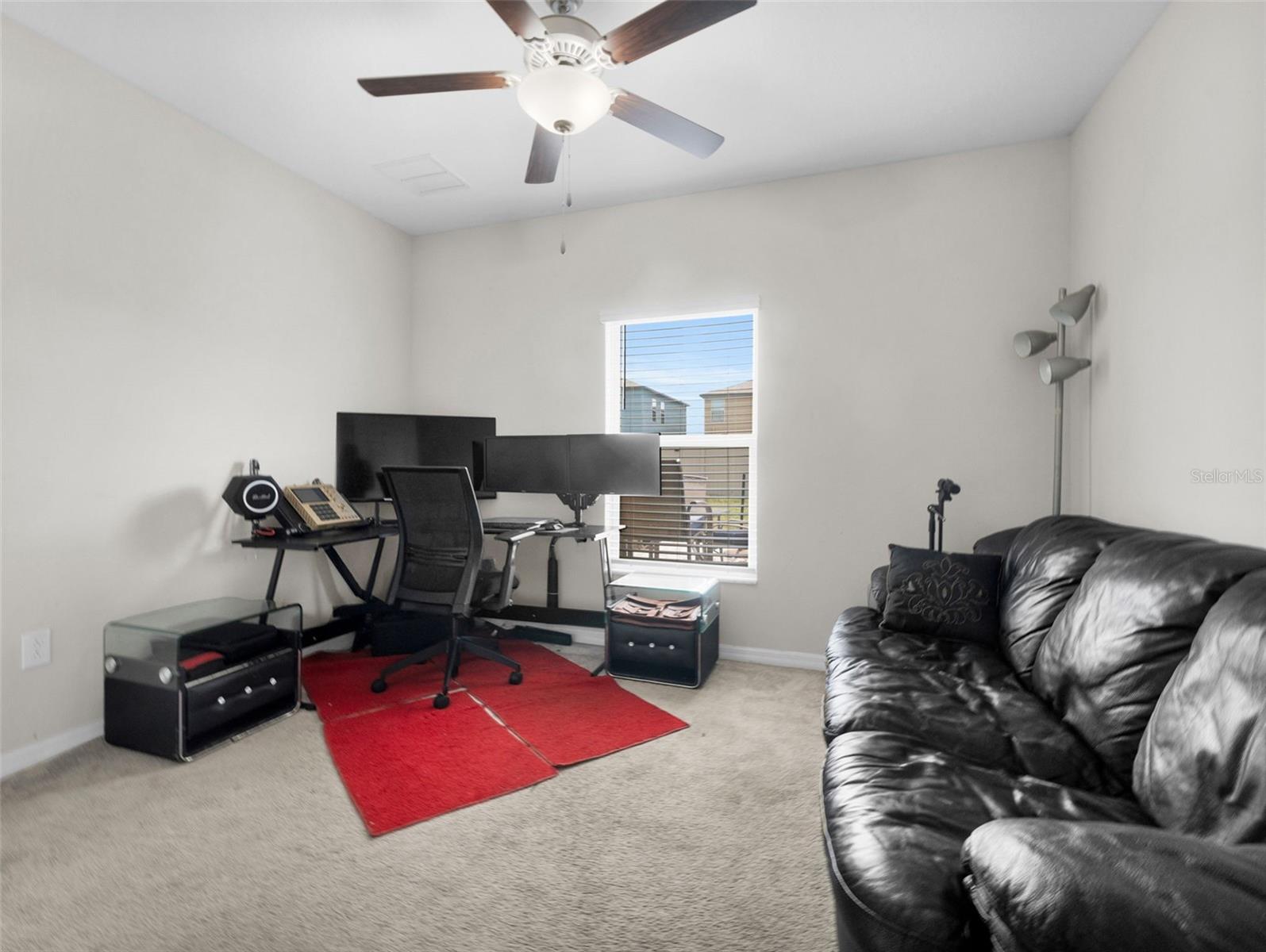 Image 9 of 26 For 6959 King Creek Drive