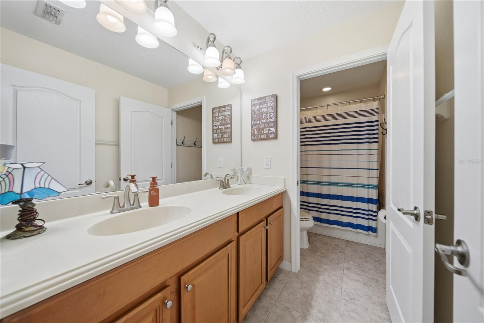 Image 22 of 43 For 3546 Marmalade Court