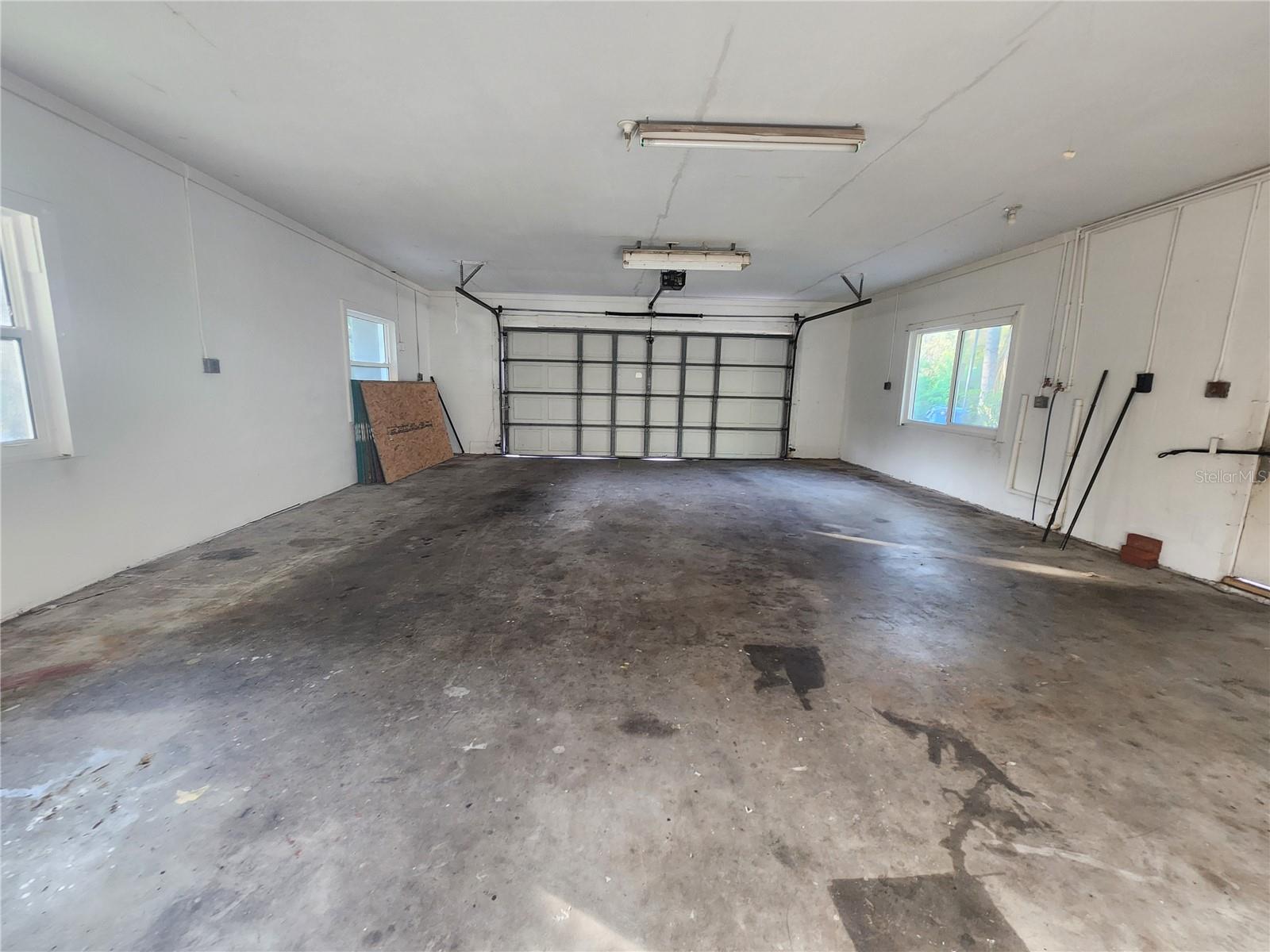 Image 18 of 49 For 820 Crenshaw Lake Road