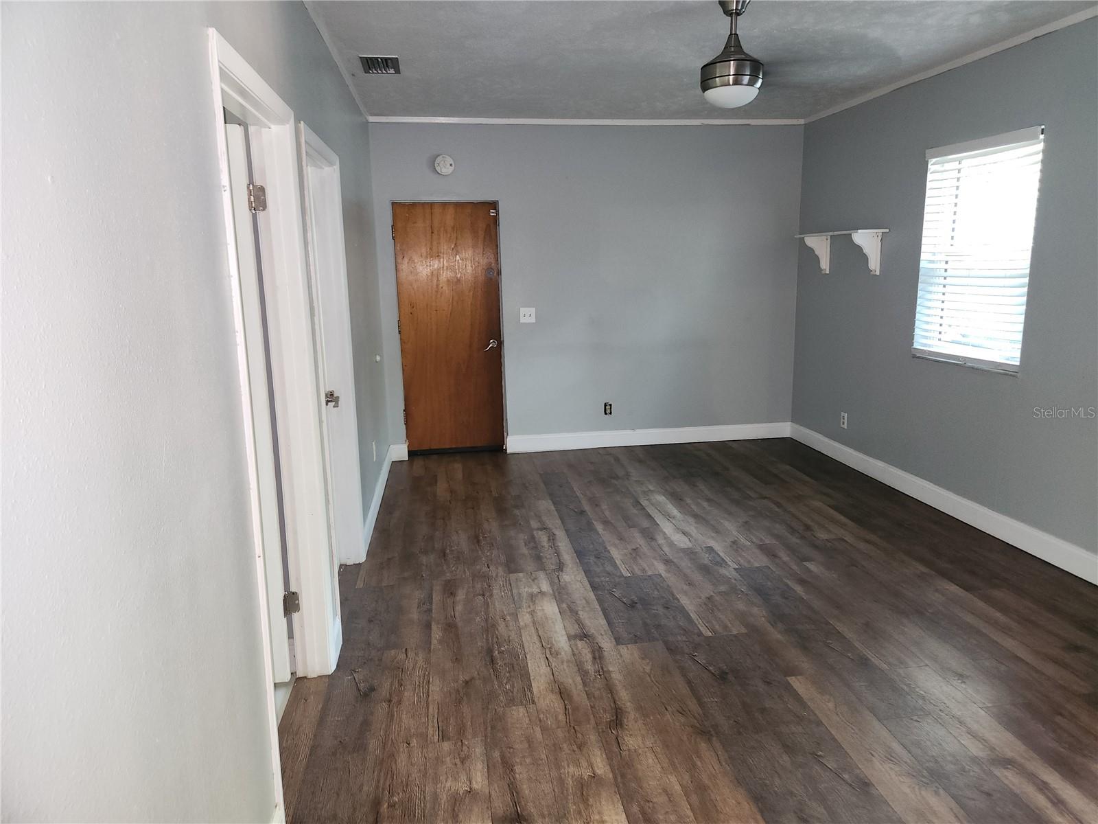 Image 24 of 49 For 820 Crenshaw Lake Road