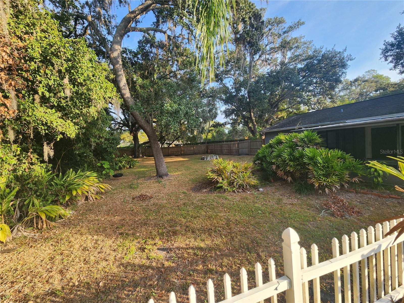 Image 42 of 49 For 820 Crenshaw Lake Road