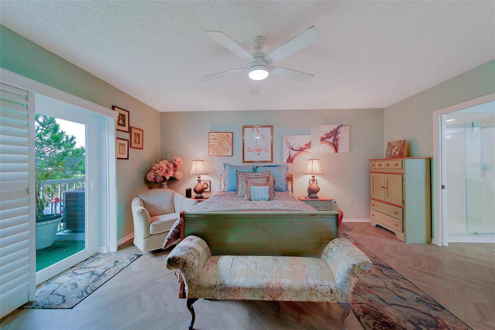 Image 19 of 46 For 2019 Utopian Drive W 204