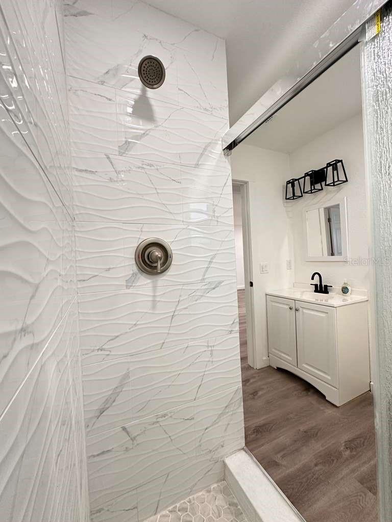 Image 29 of 41 For 2100 Auburn Street S