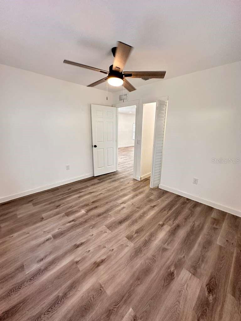 Image 34 of 41 For 2100 Auburn Street S