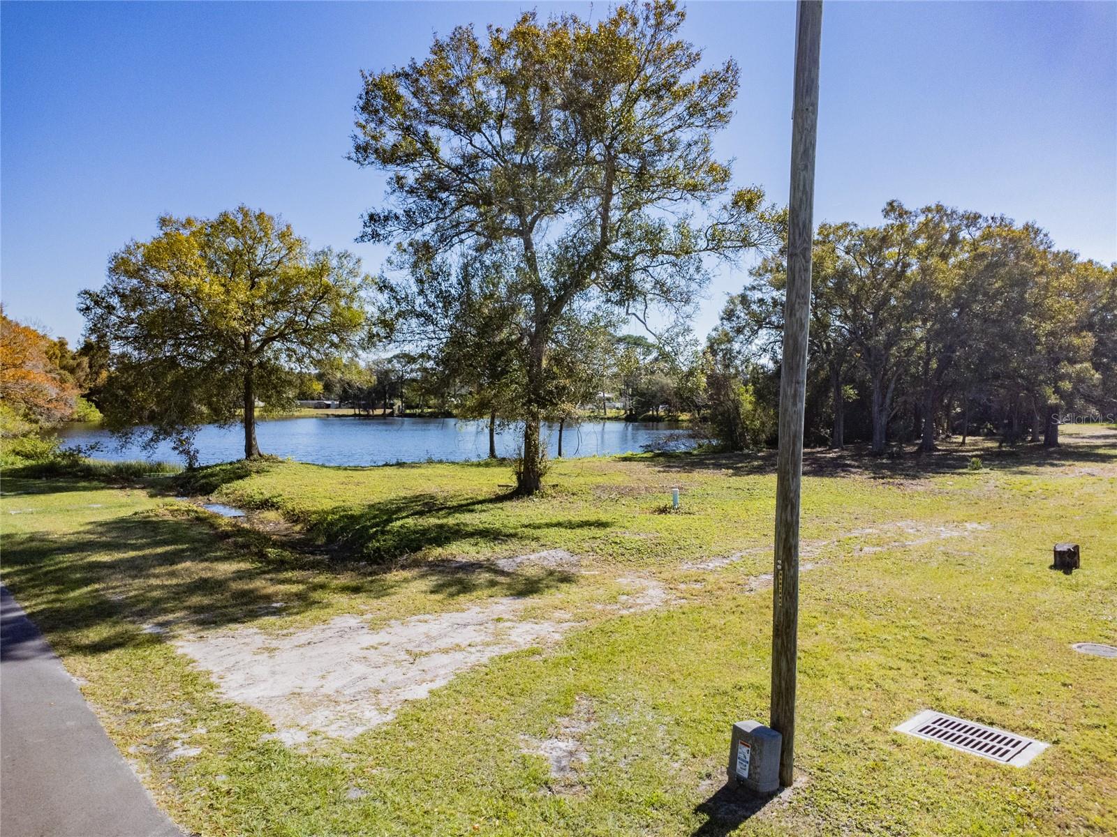 Image 5 of 27 For 5750 60th Avenue N