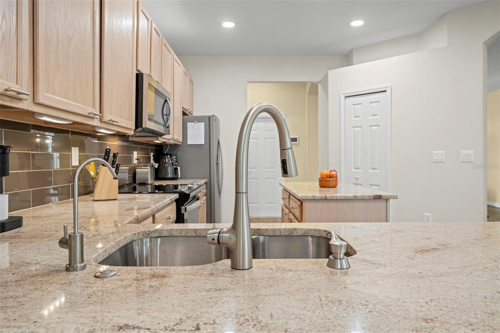 Image 14 of 54 For 332 Mcintosh Court