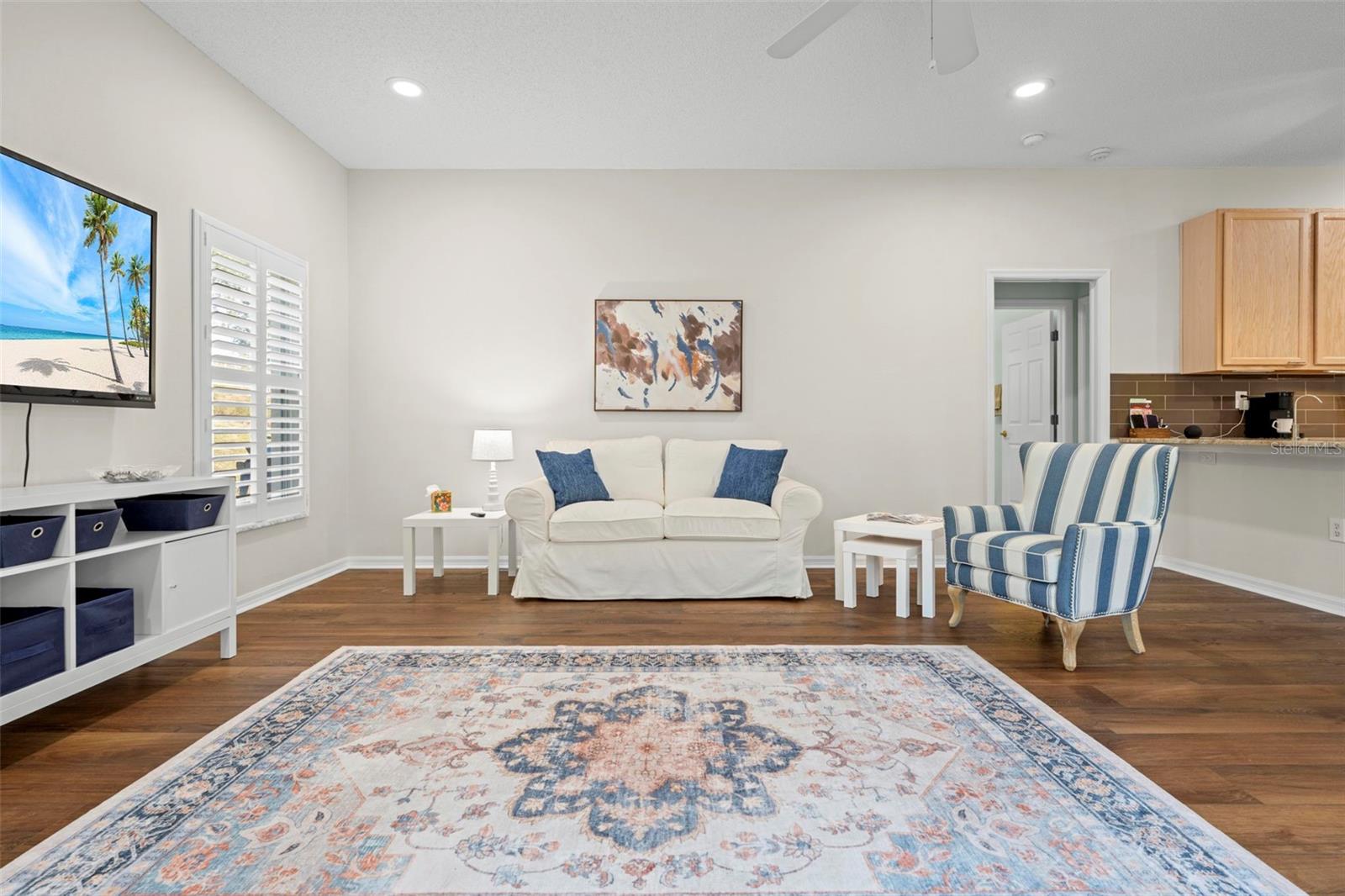 Image 27 of 54 For 332 Mcintosh Court