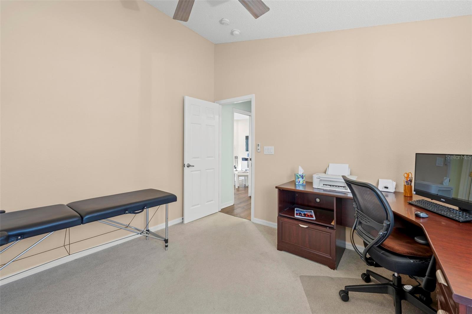 Image 46 of 54 For 332 Mcintosh Court