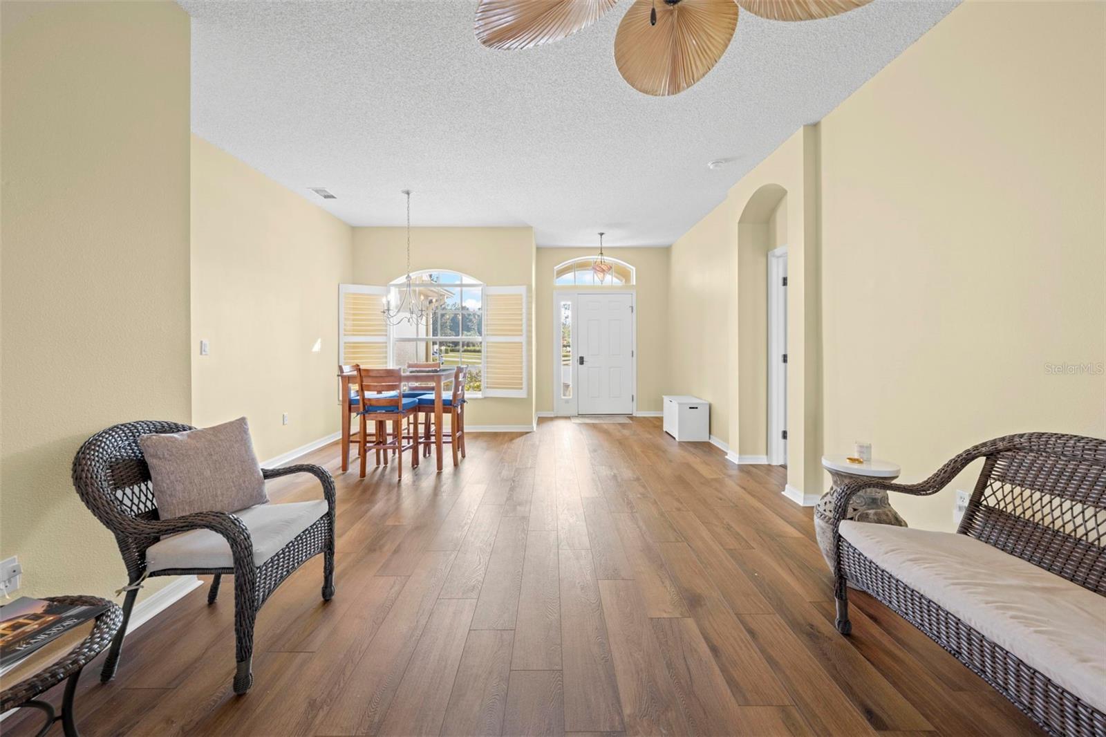 Image 6 of 54 For 332 Mcintosh Court