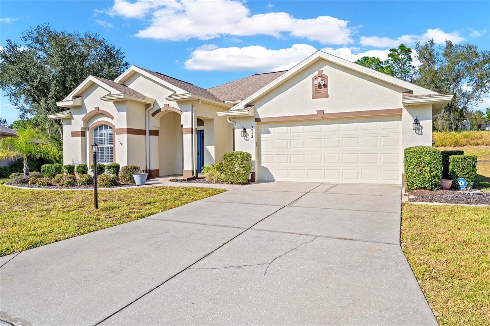 Image 8 of 54 For 332 Mcintosh Court