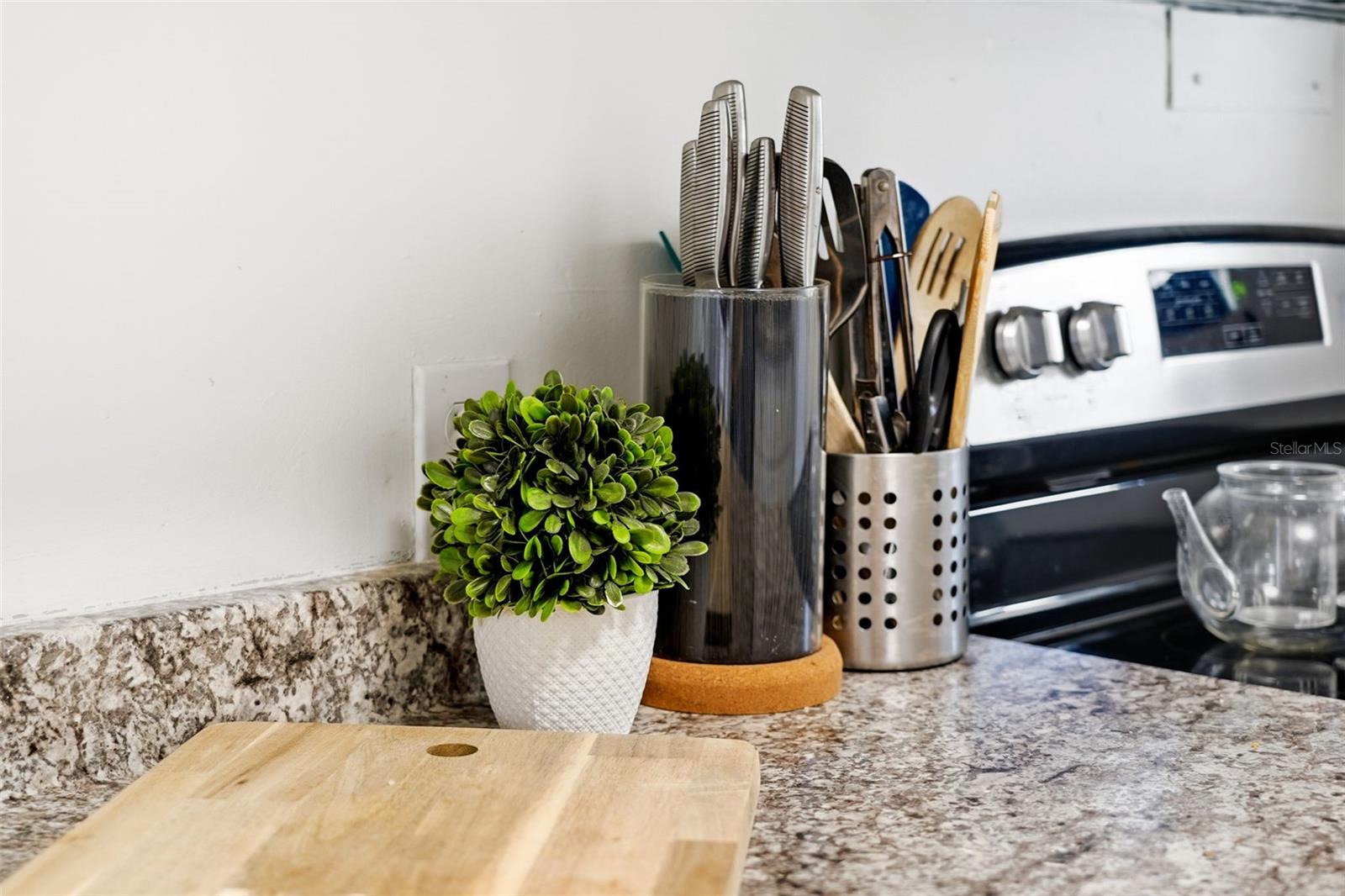 Image 16 of 25 For 1215 Nicholson Street