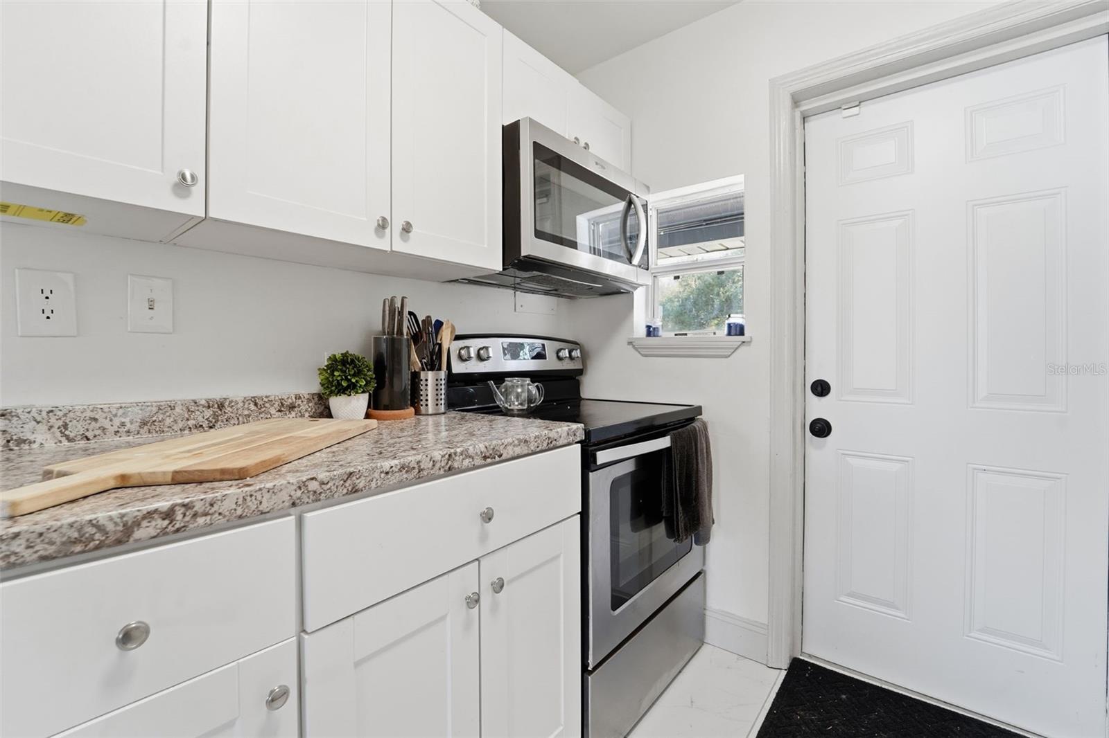 Image 17 of 25 For 1215 Nicholson Street