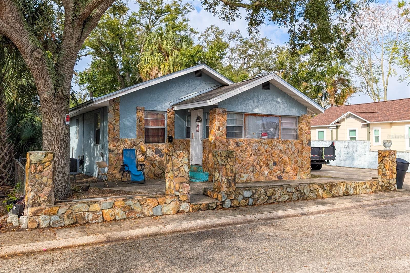 Details for 2011 Auburn Street S, ST PETERSBURG, FL 33712