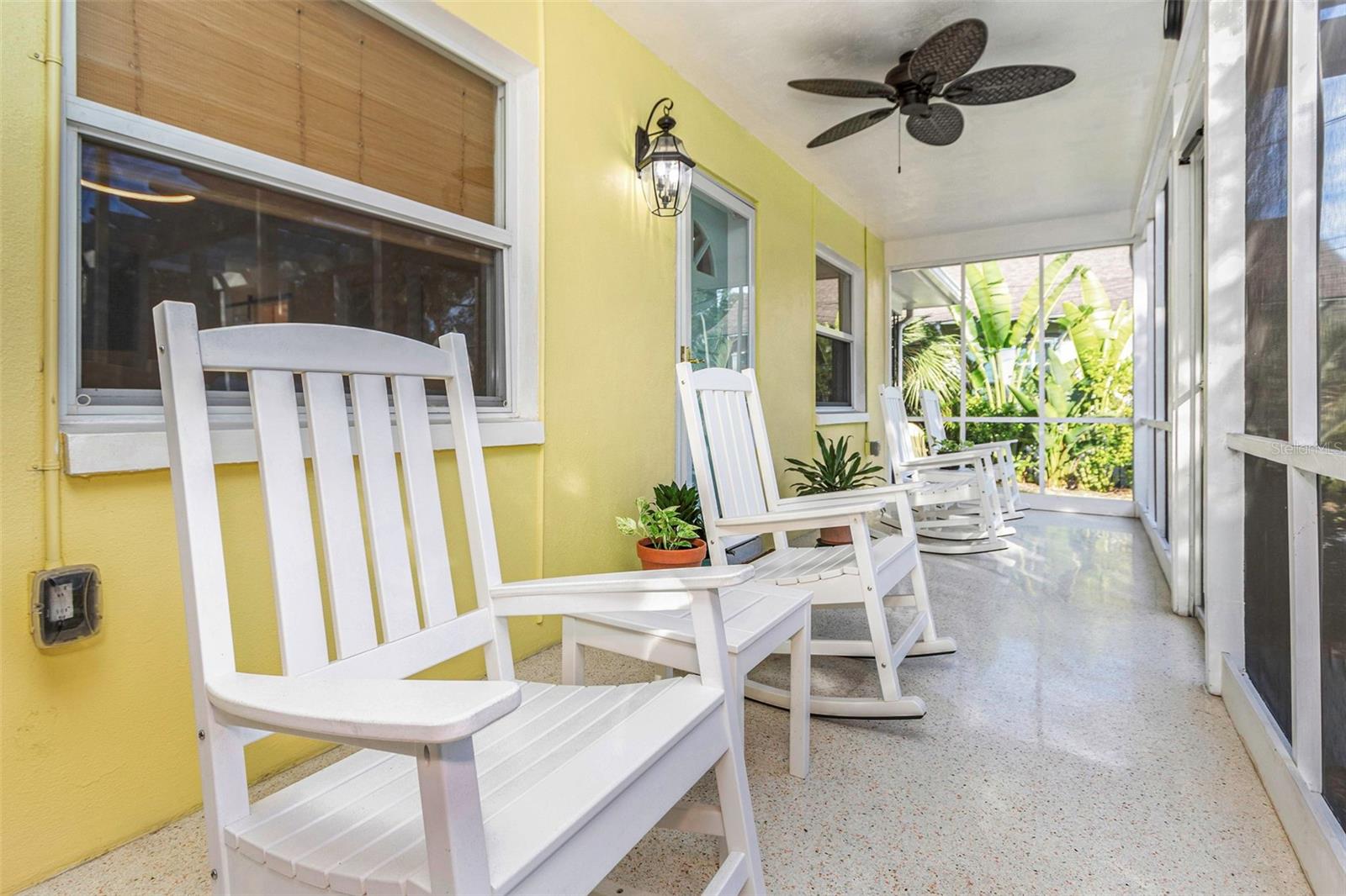 Image 14 of 49 For 116 Read Street