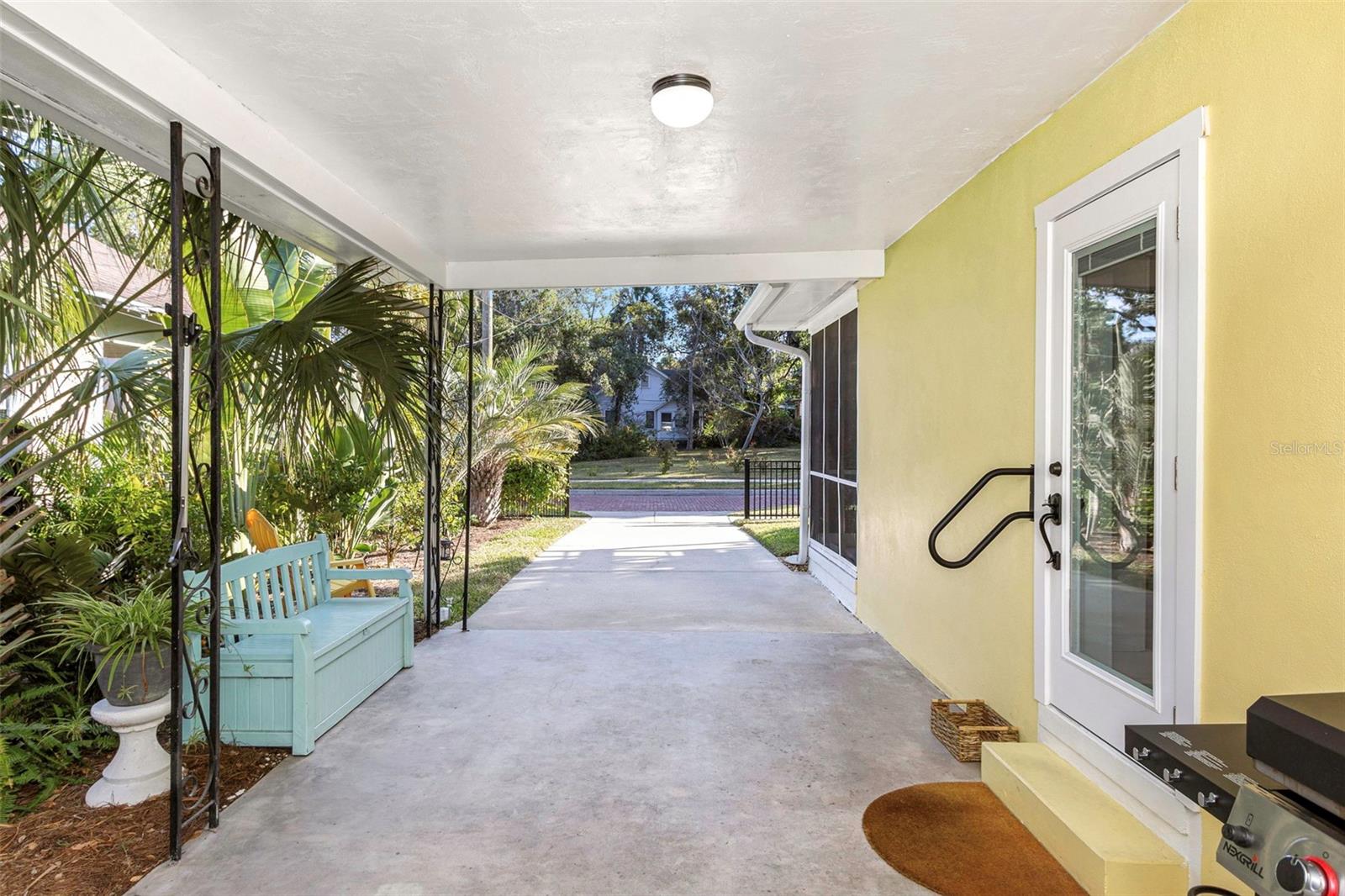 Image 17 of 49 For 116 Read Street