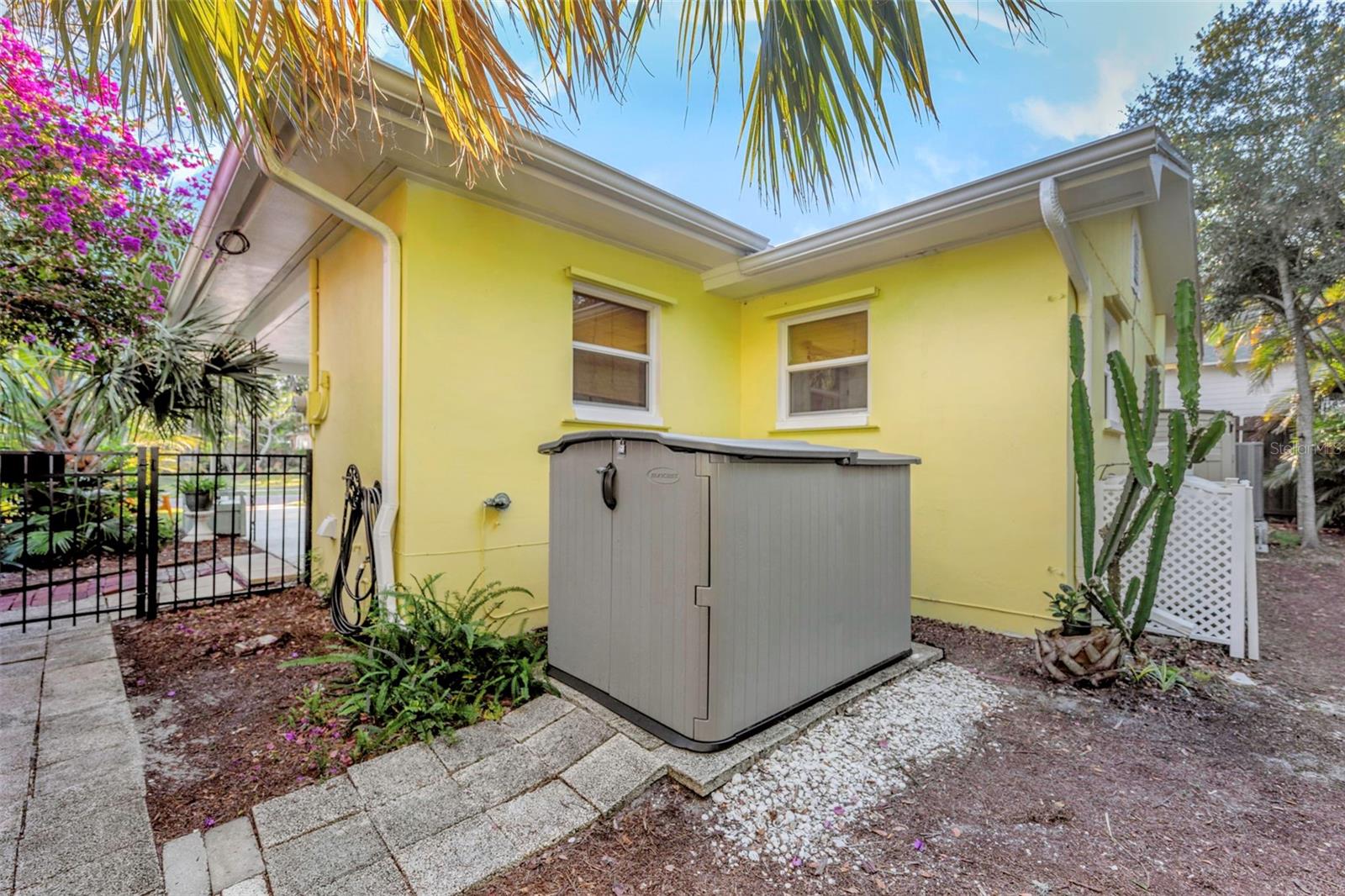 Image 23 of 49 For 116 Read Street