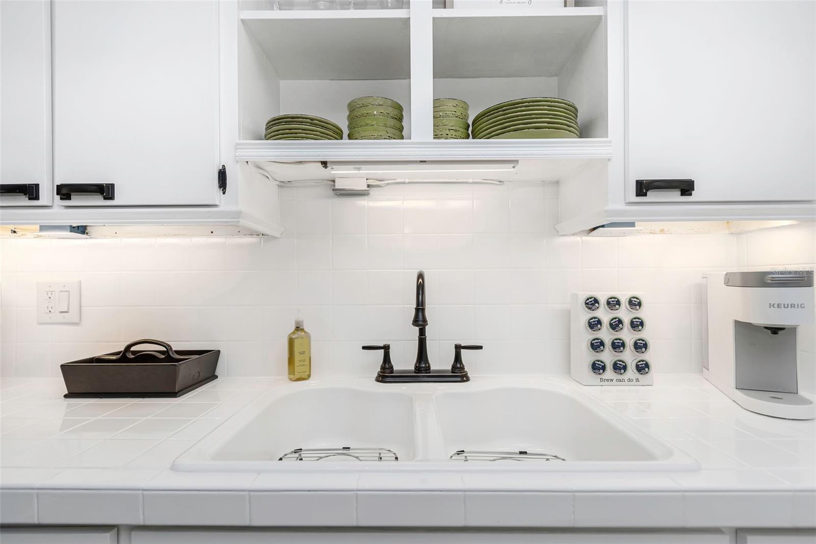 Image 26 of 49 For 116 Read Street