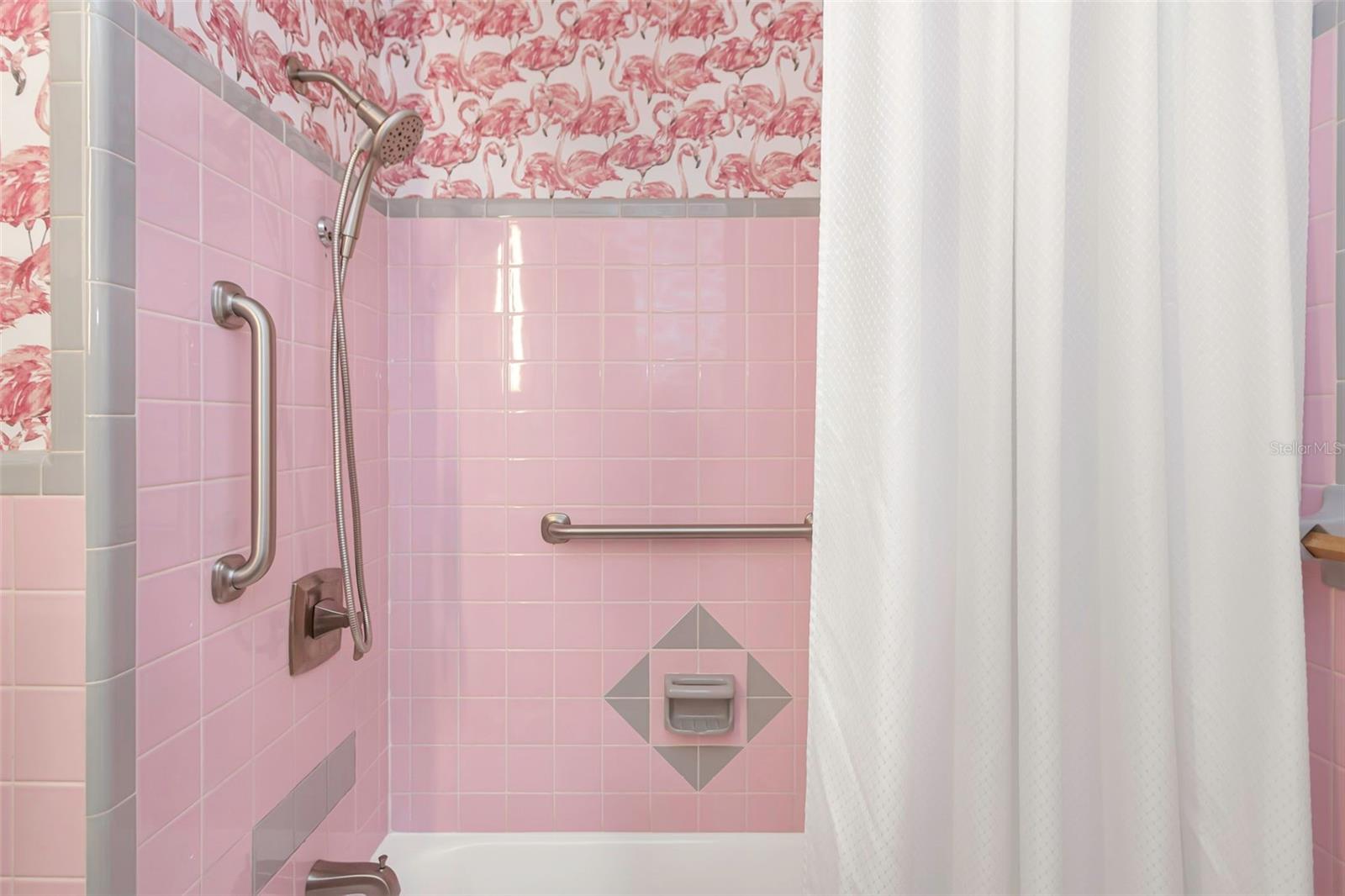 Image 47 of 49 For 116 Read Street