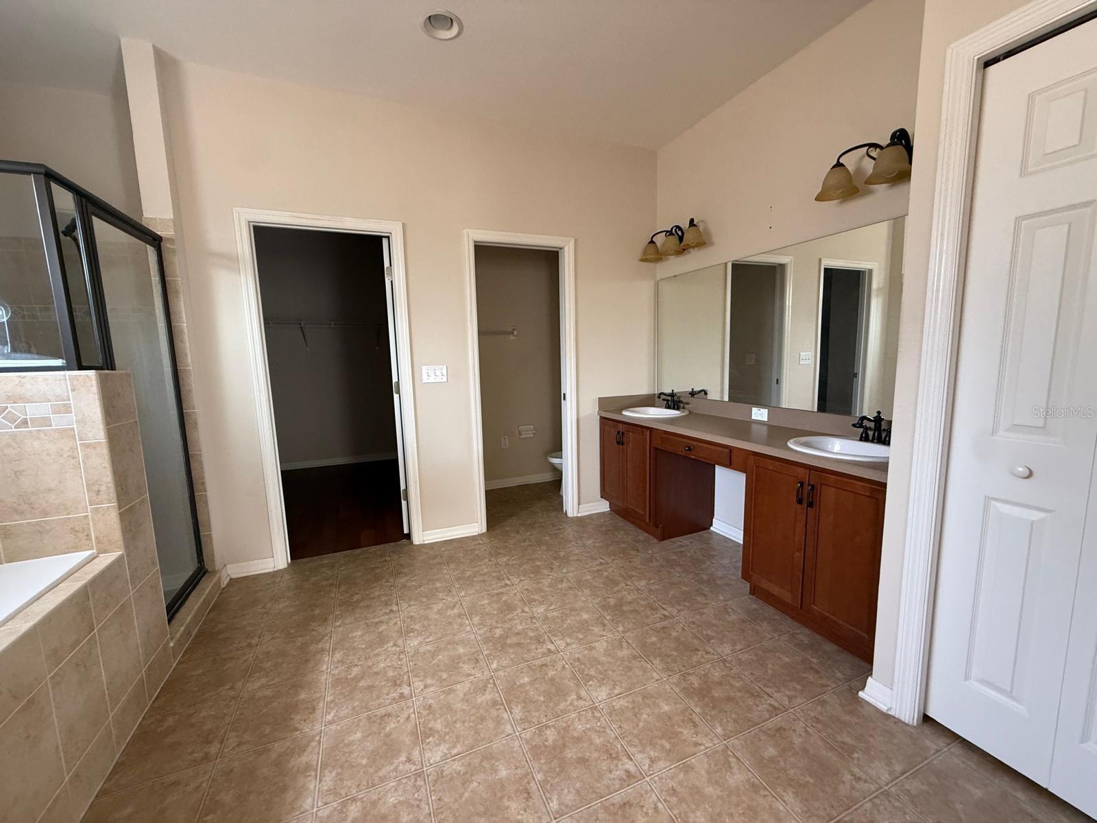 Image 6 of 32 For 2974 Blackwater Oaks Drive