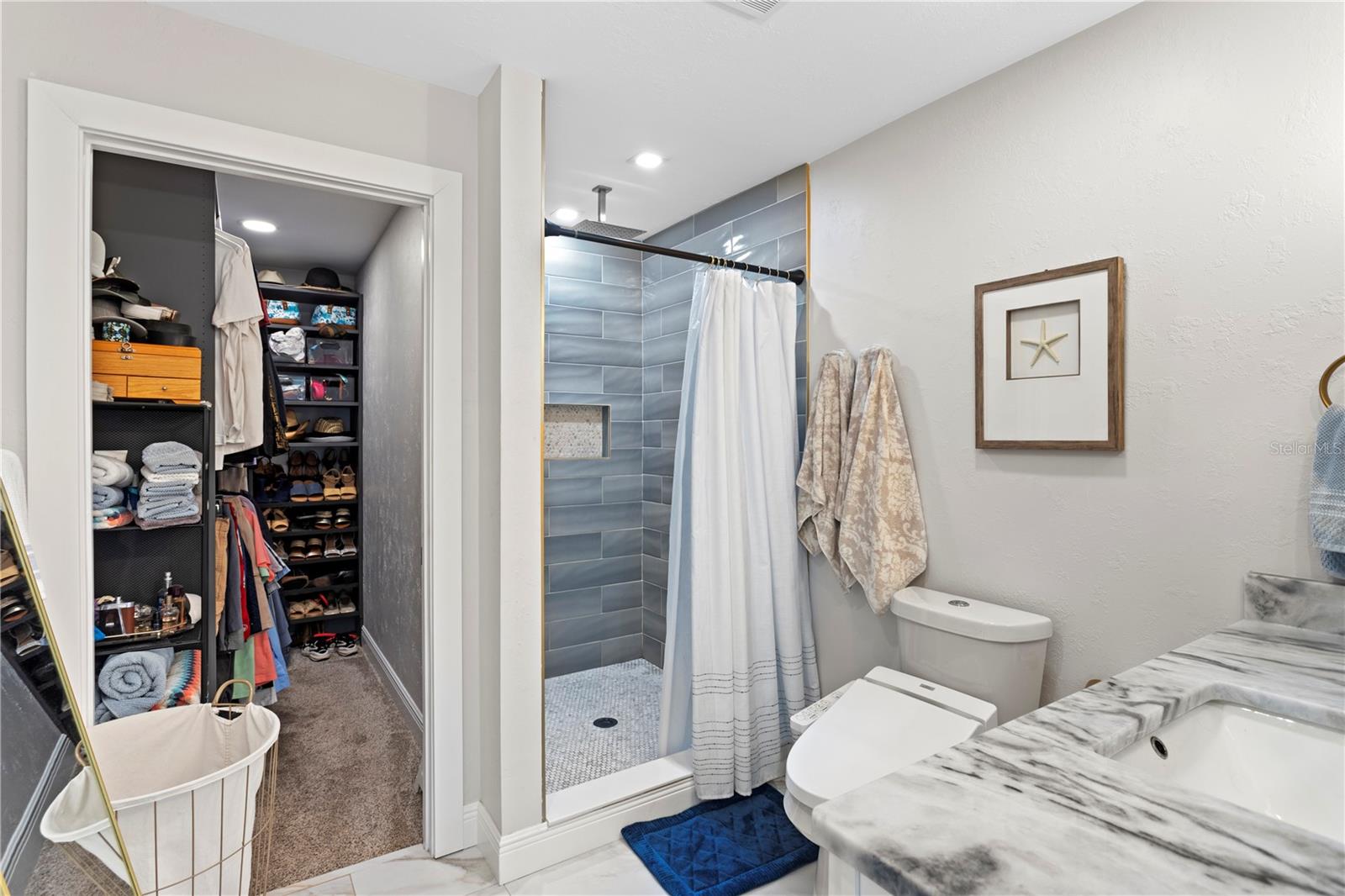 Image 19 of 82 For 6660 17th Street N