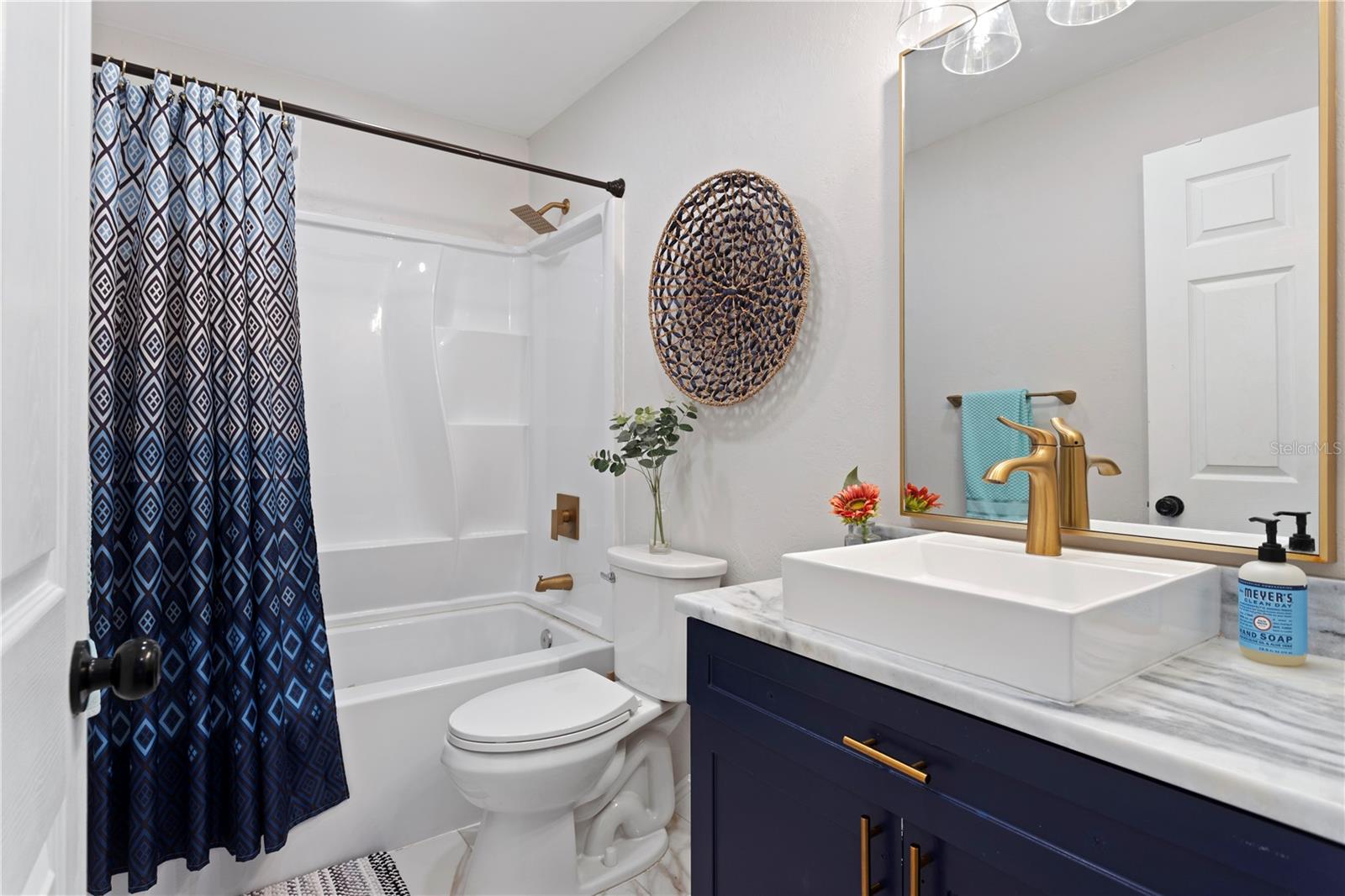 Image 23 of 82 For 6660 17th Street N