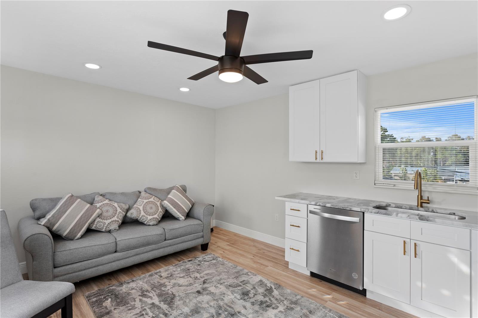 Image 30 of 82 For 6660 17th Street N