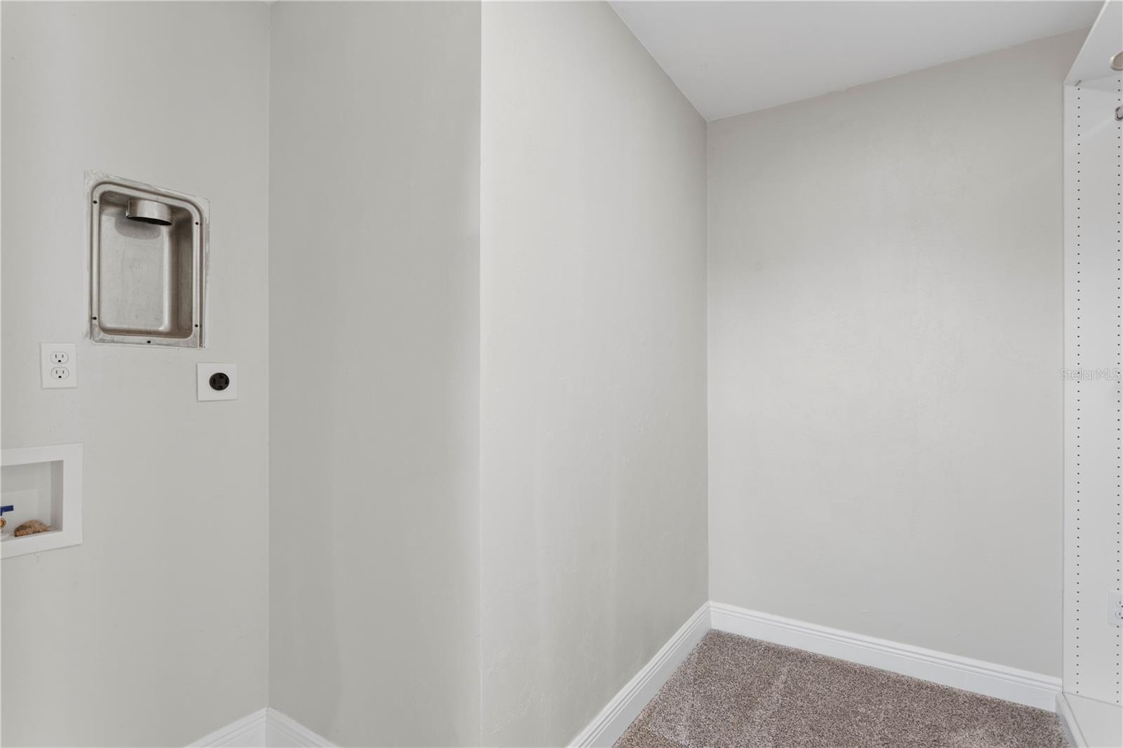 Image 38 of 82 For 6660 17th Street N