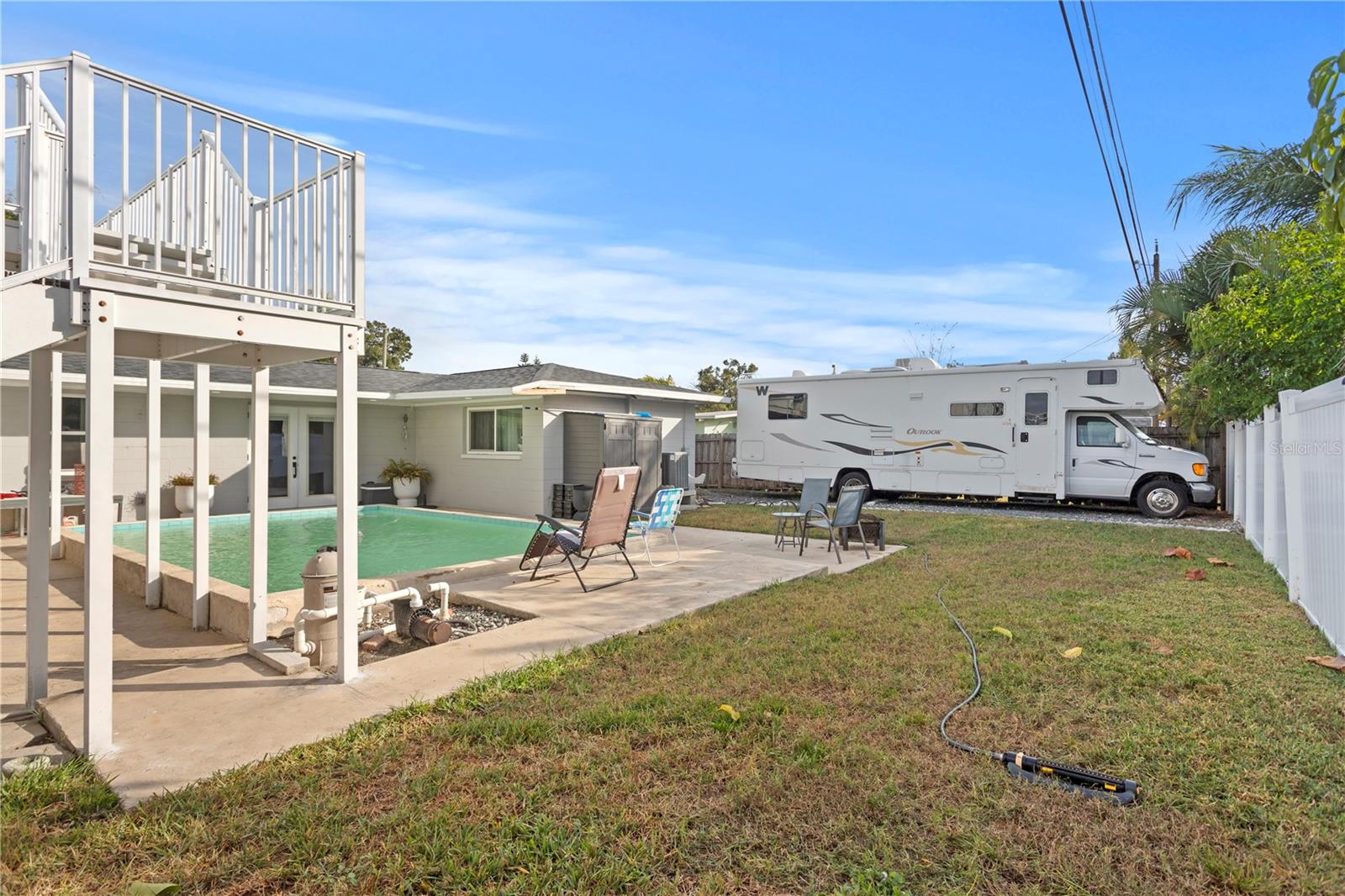 Image 44 of 82 For 6660 17th Street N