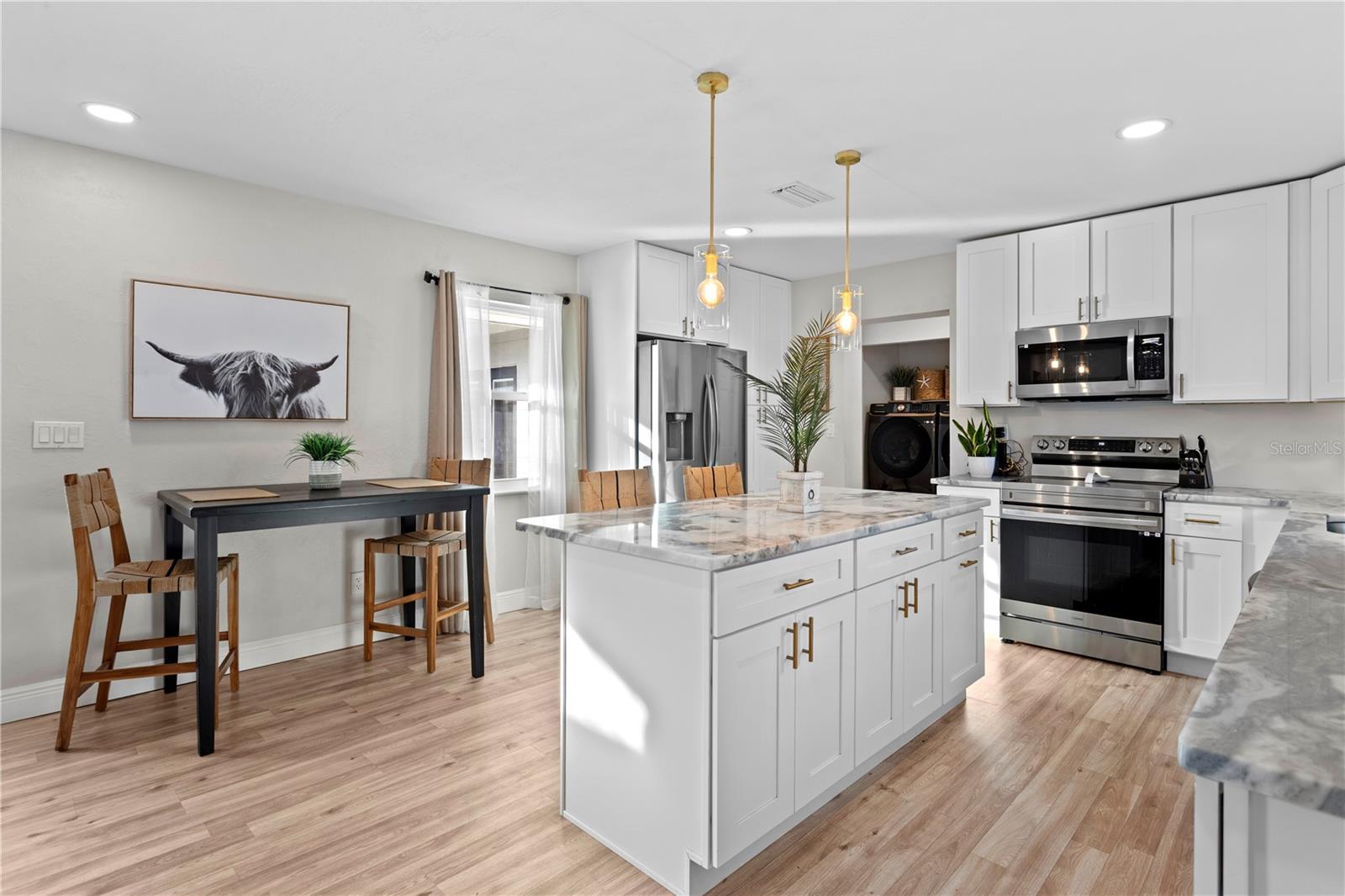 Image 8 of 82 For 6660 17th Street N