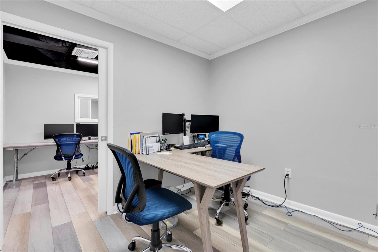 Image 12 of 35 For 2323 Curlew Road 7d