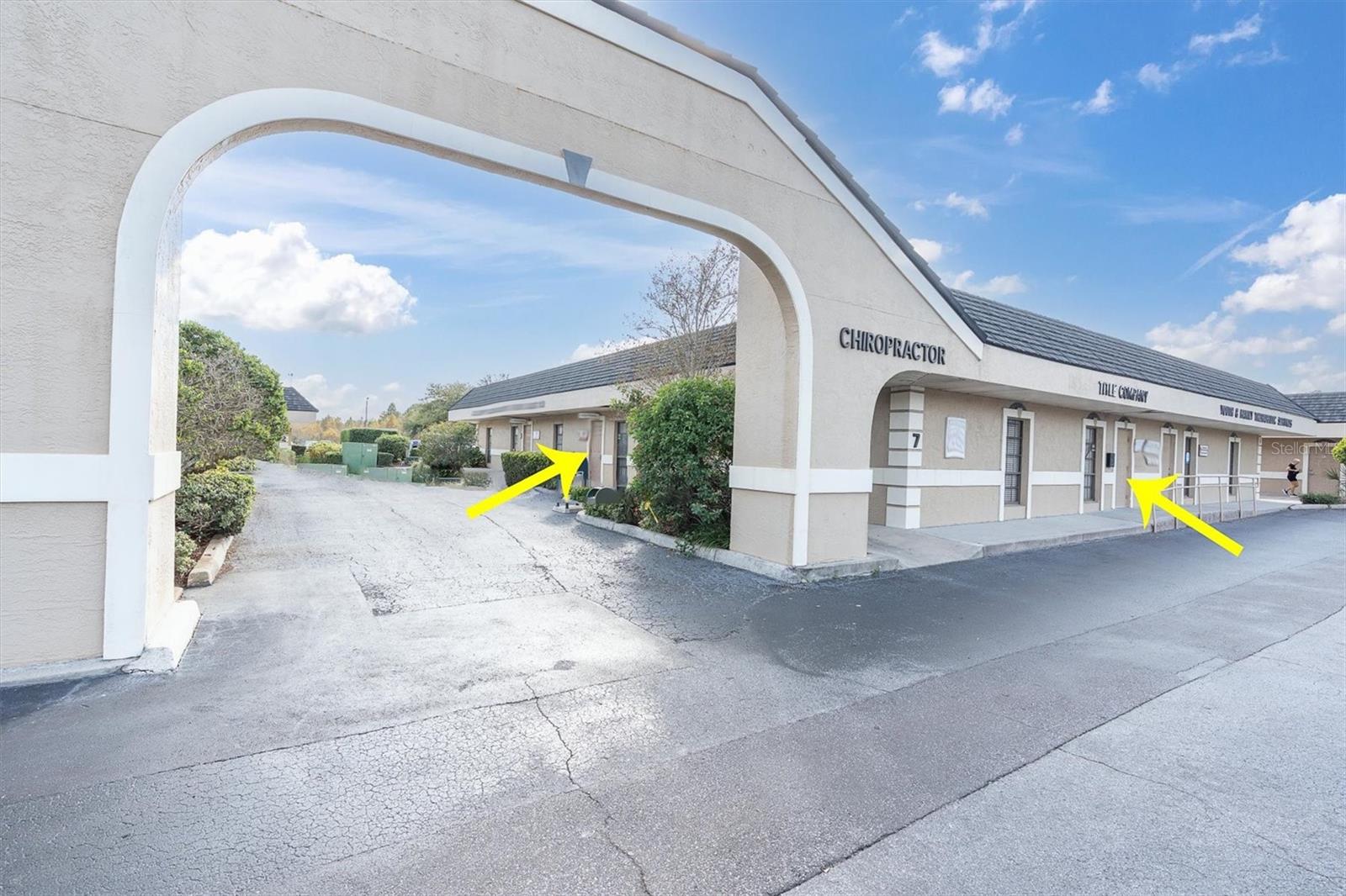 Image 2 of 35 For 2323 Curlew Road 7d