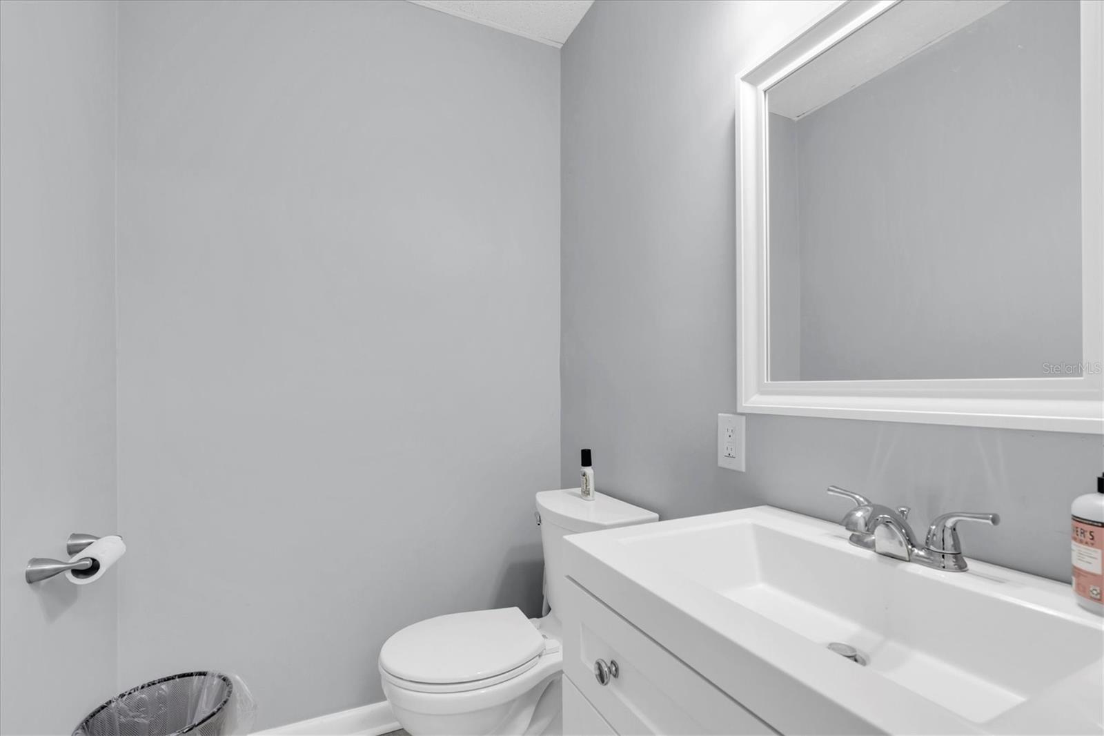 Image 27 of 35 For 2323 Curlew Road 7d