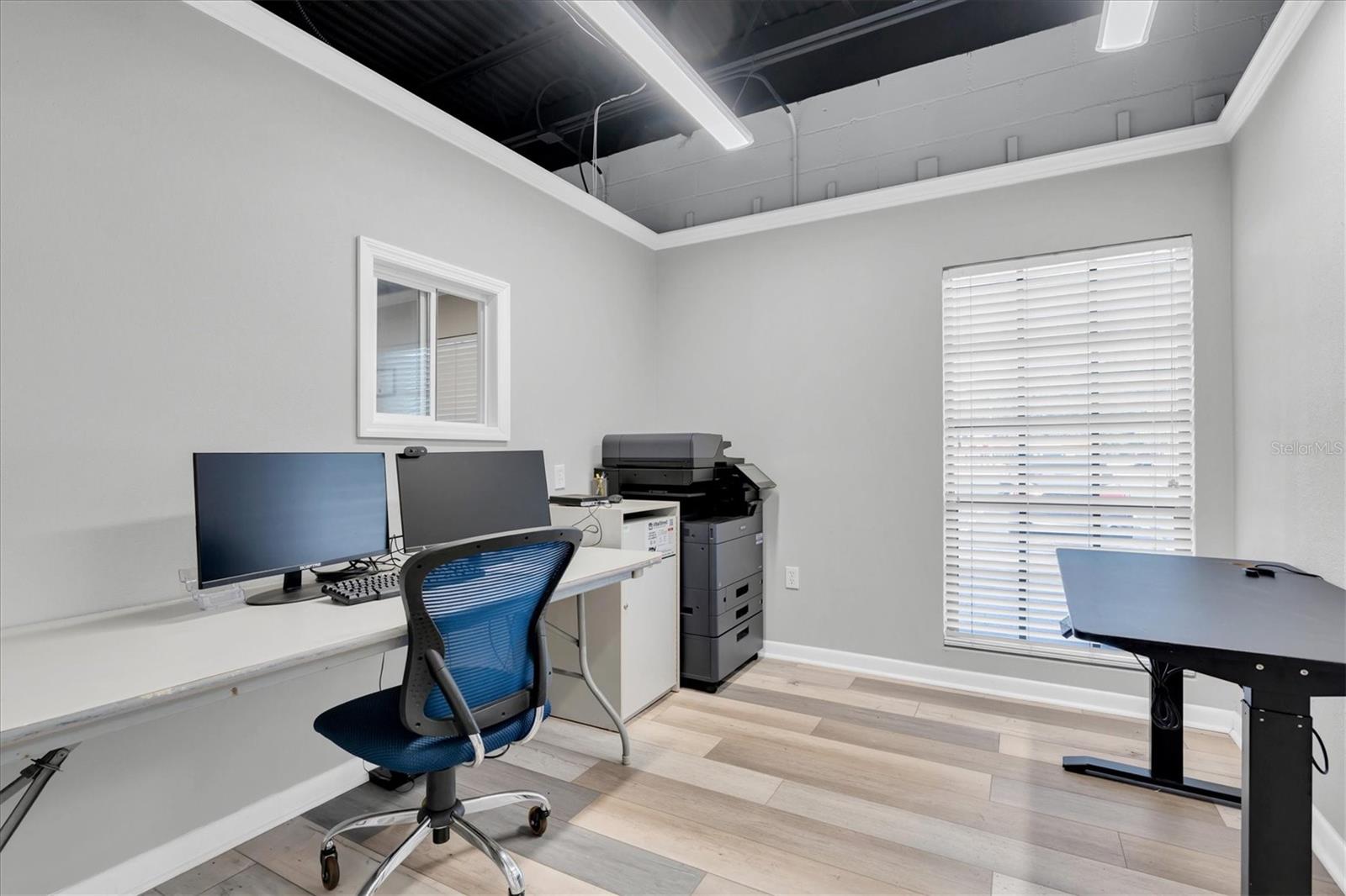 Image 9 of 35 For 2323 Curlew Road 7d